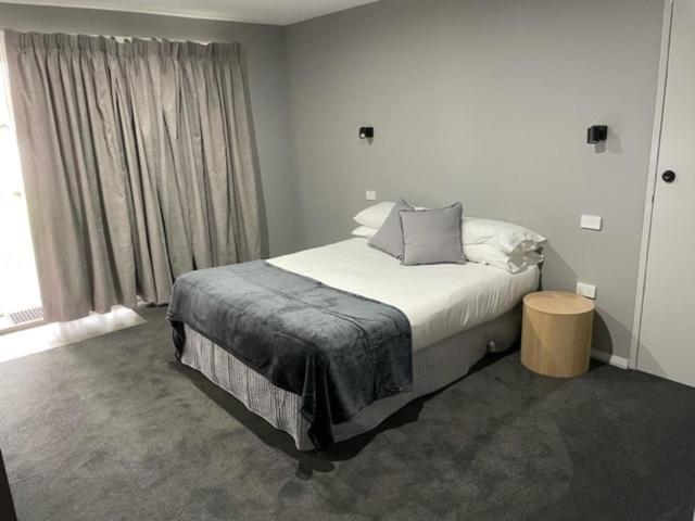 Deluxe Queen Room - Photo 1