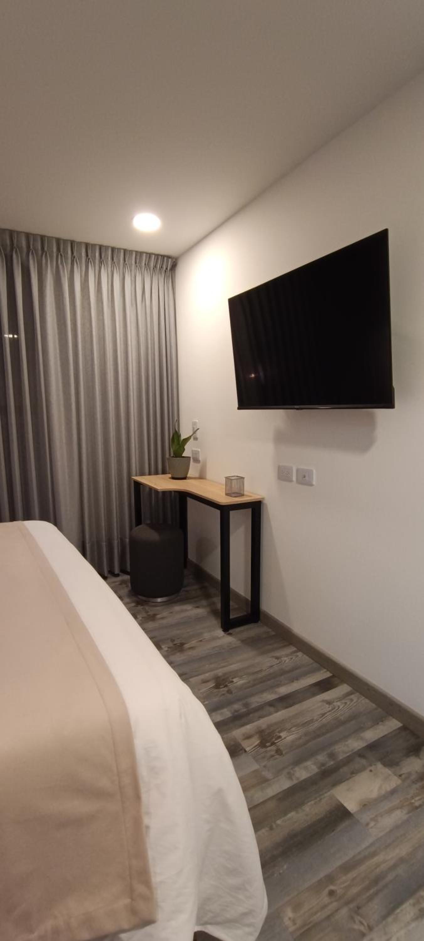 Standard Suite