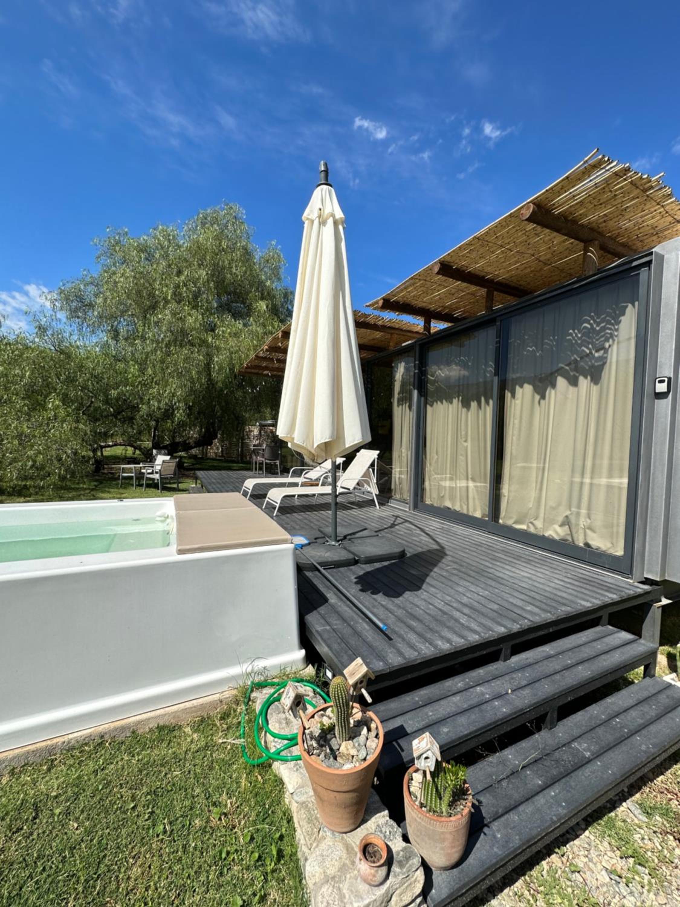 One-Bedroom House photo 3