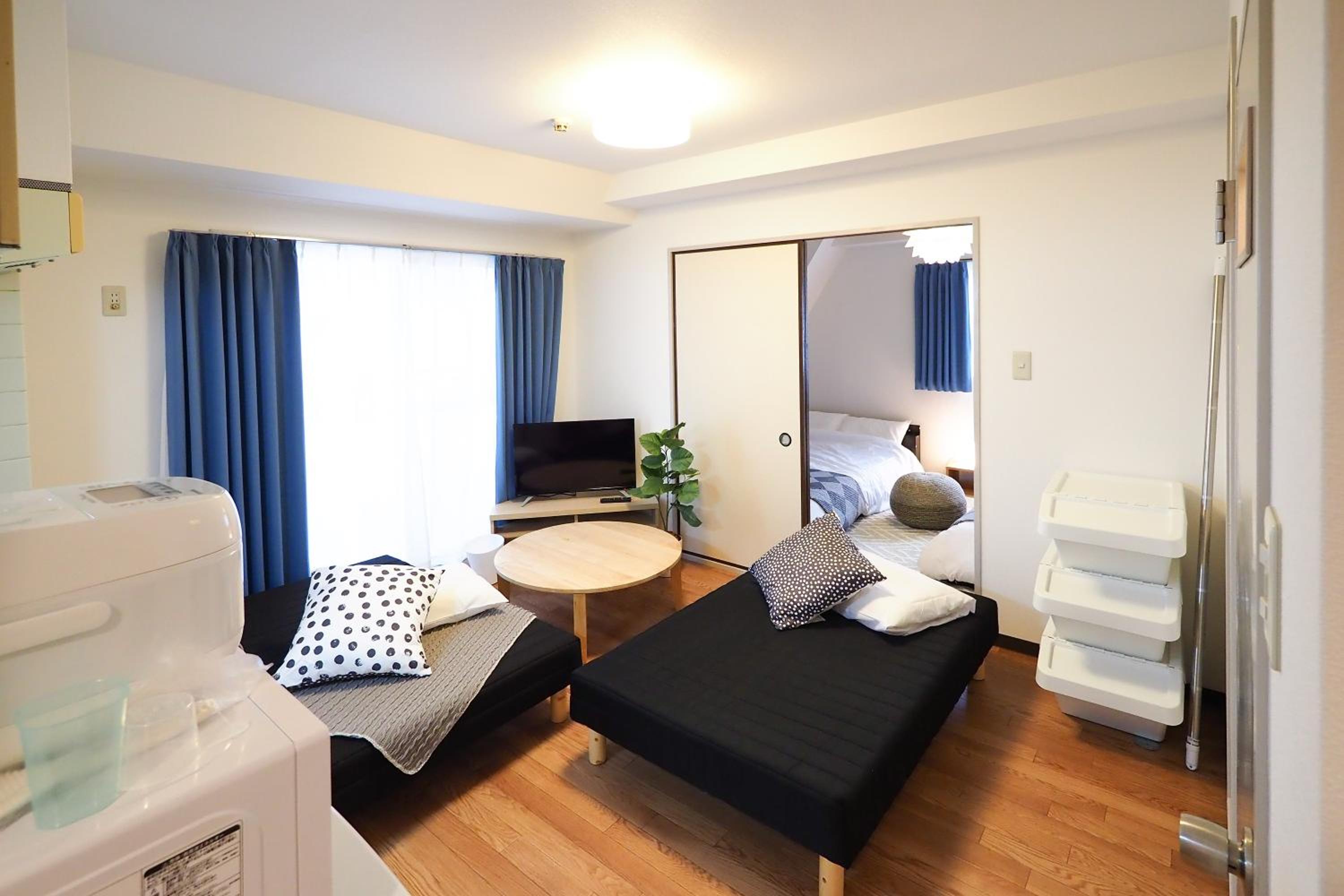 One-Bedroom Apartment photo 1