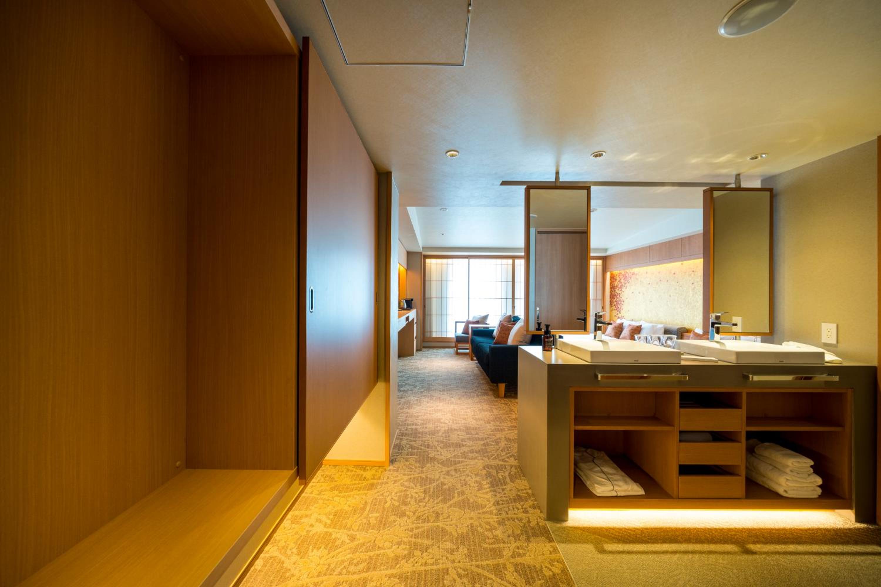 Executive Twin - Photo 8