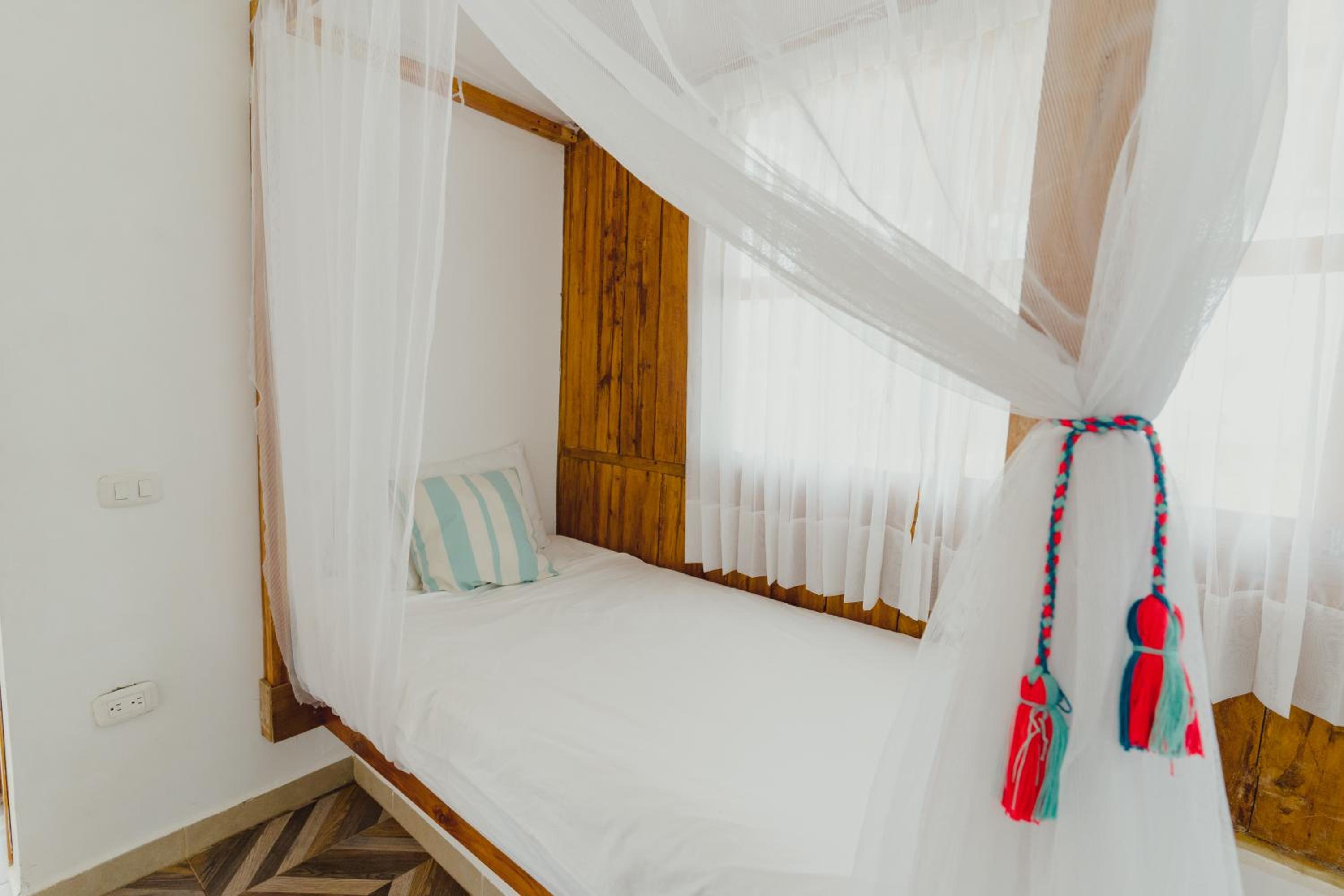 Bungalow with Sea View photo 2