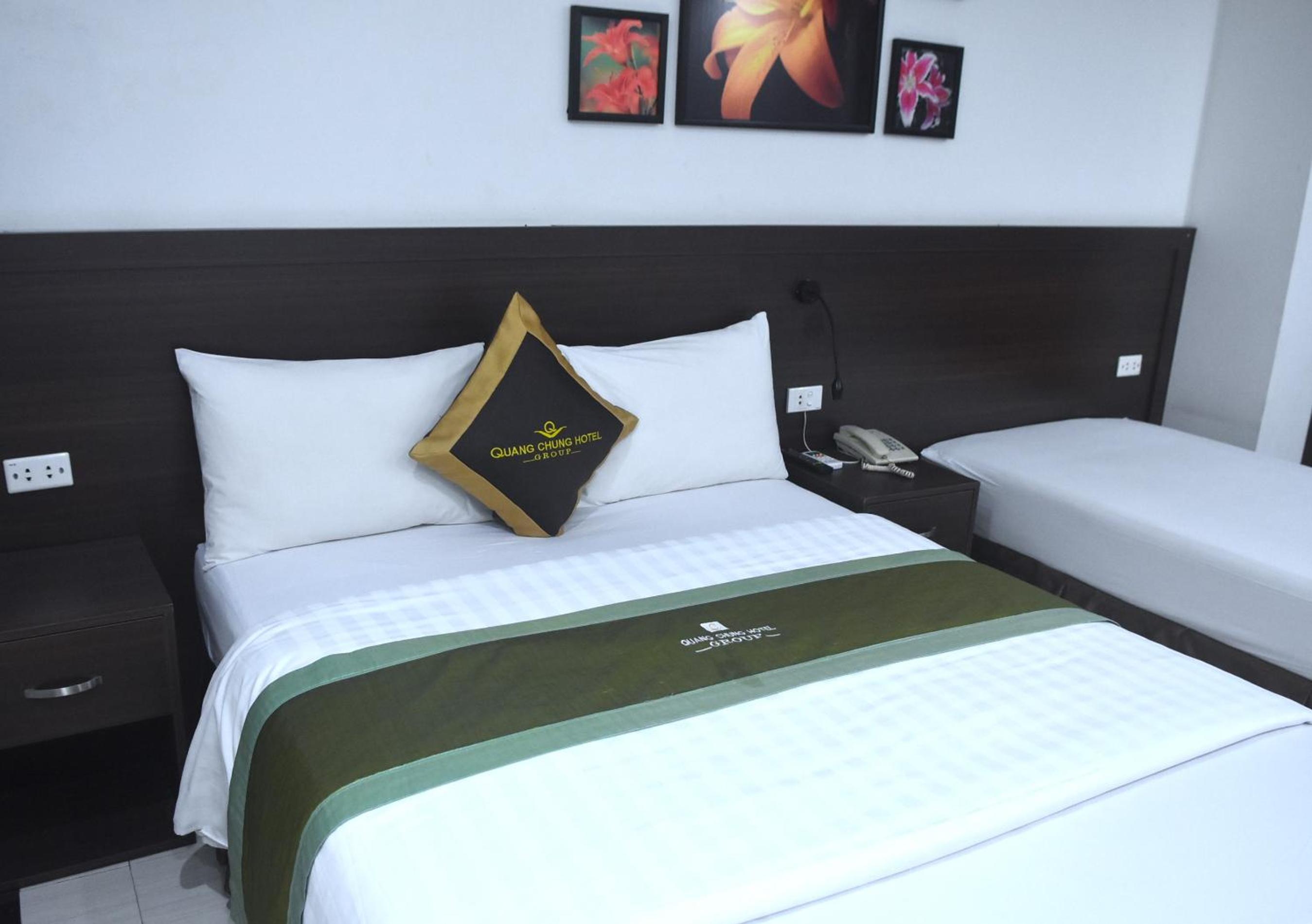 Standard Queen Room