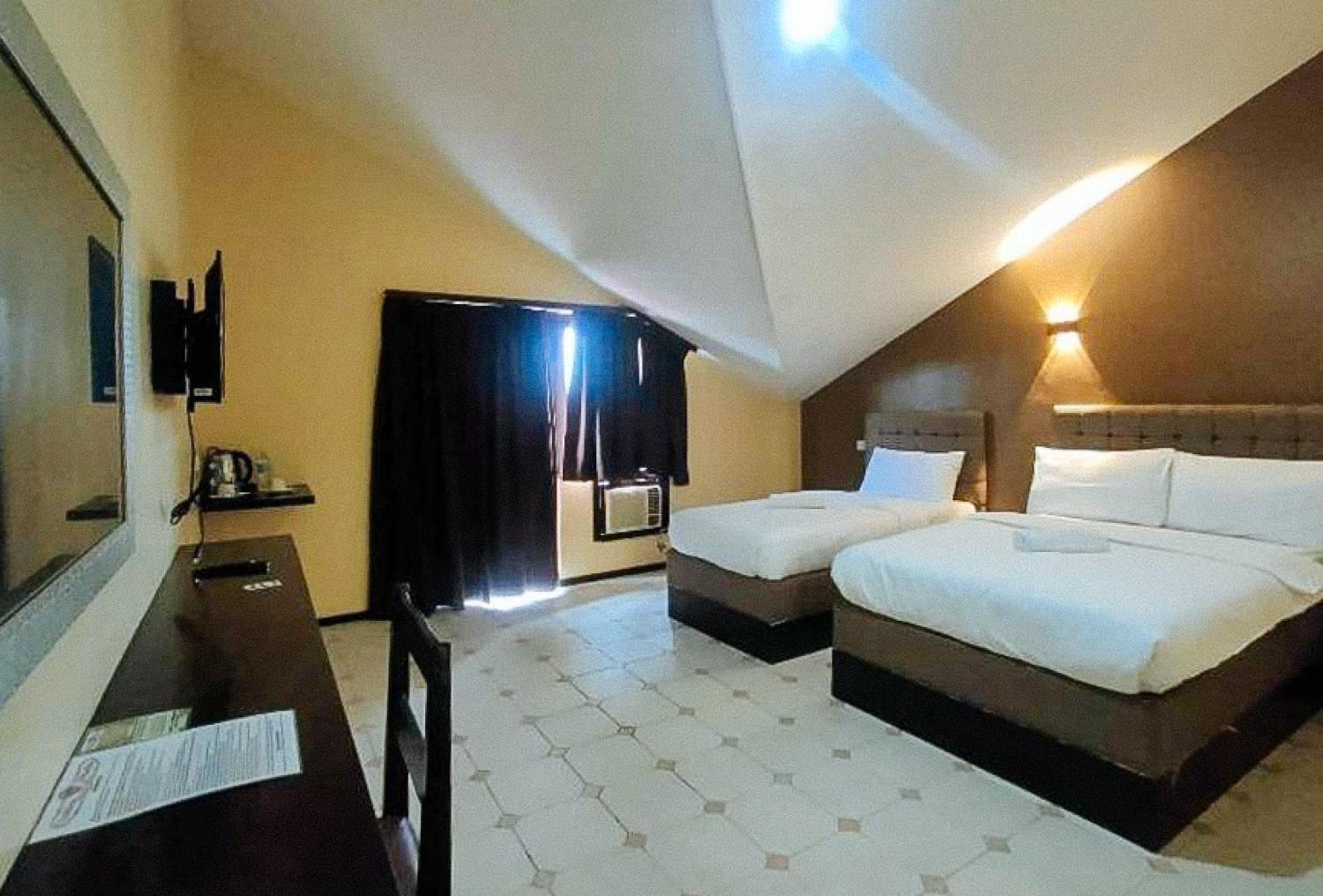 Triple Room - Photo 1