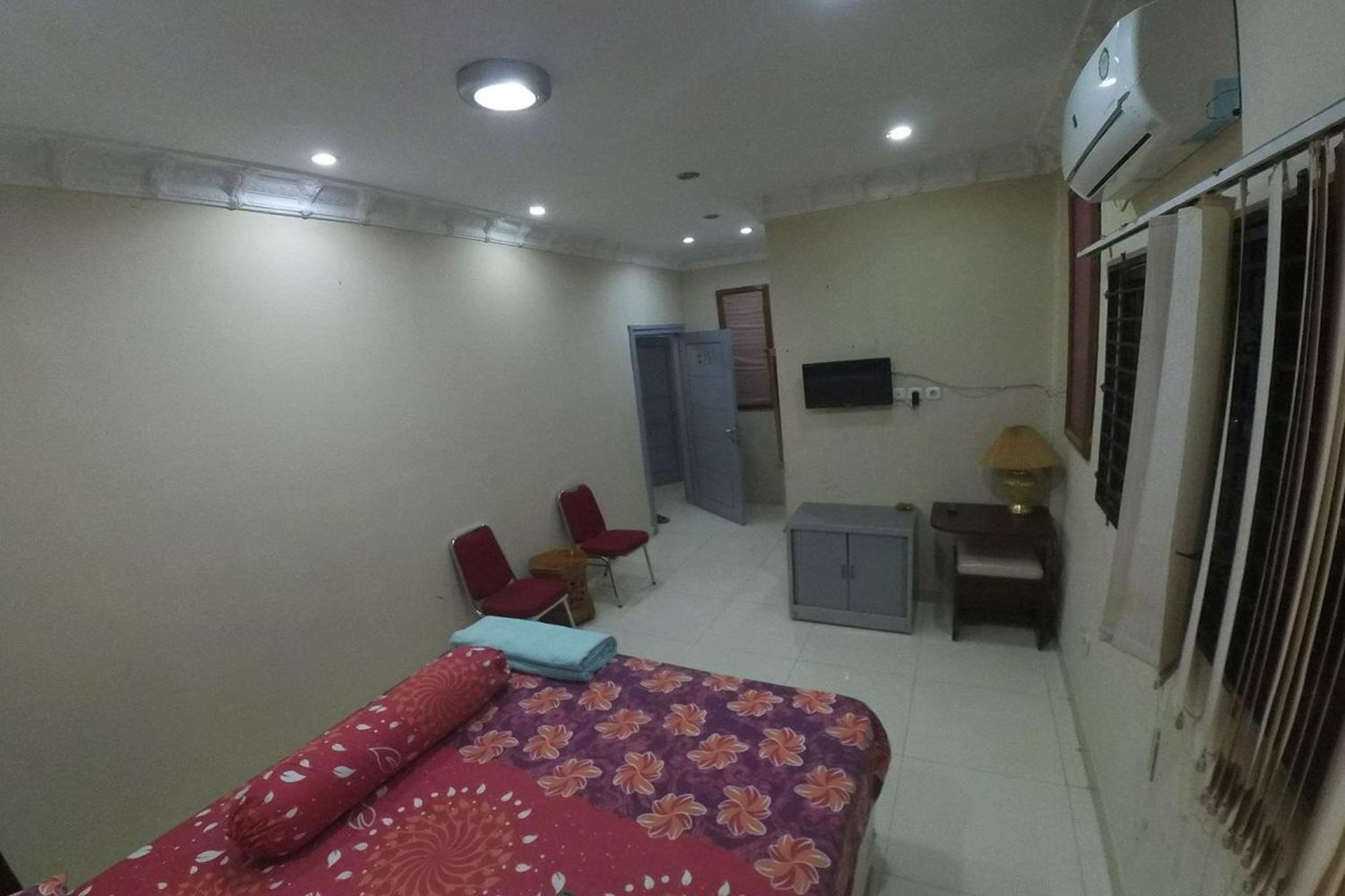Deluxe Room - Photo 4