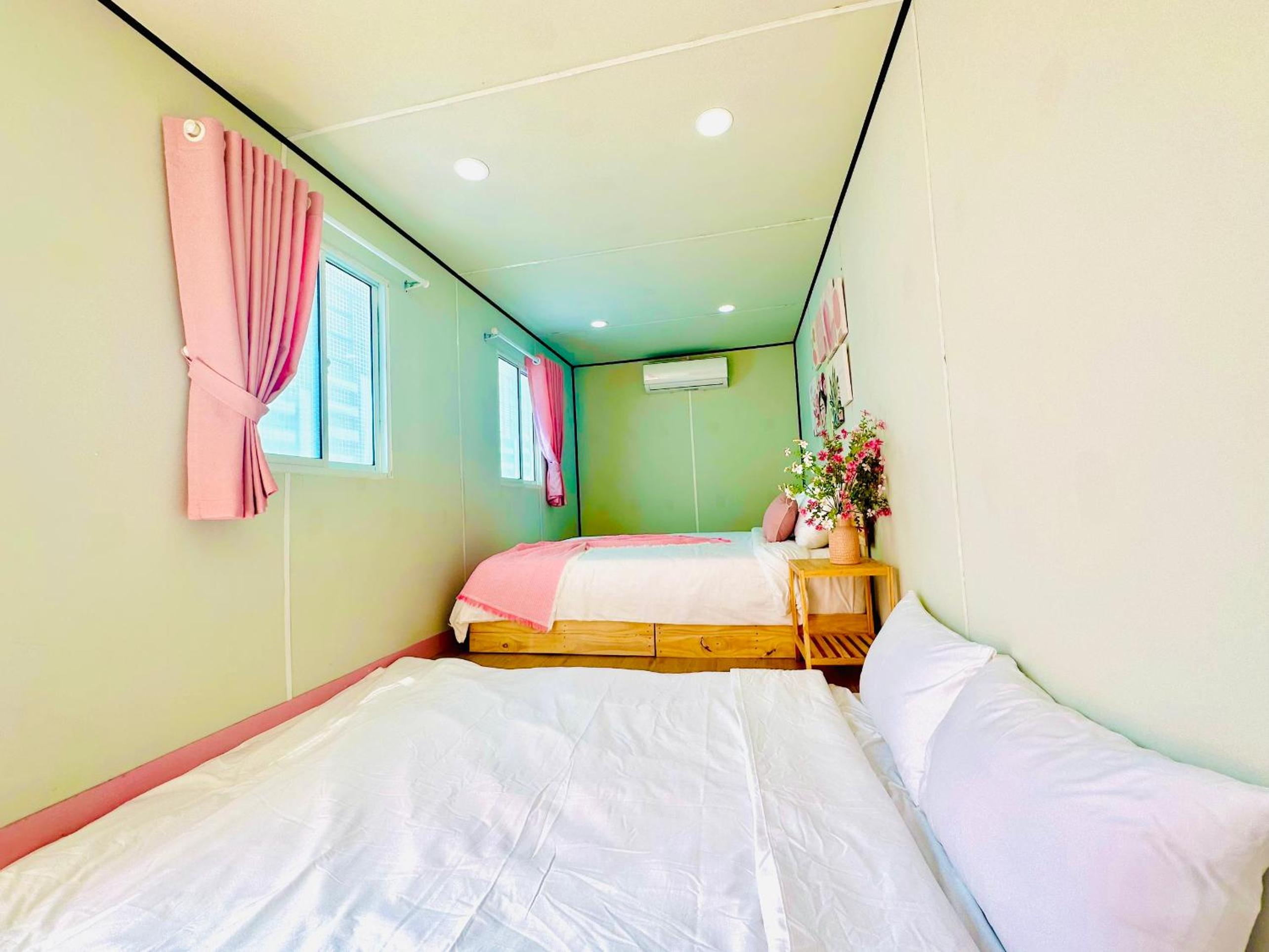 Quadruple Room - Photo 6