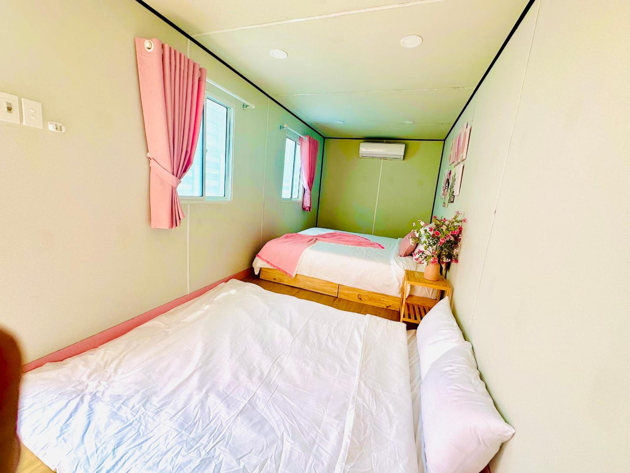 Quadruple Room - Photo 5