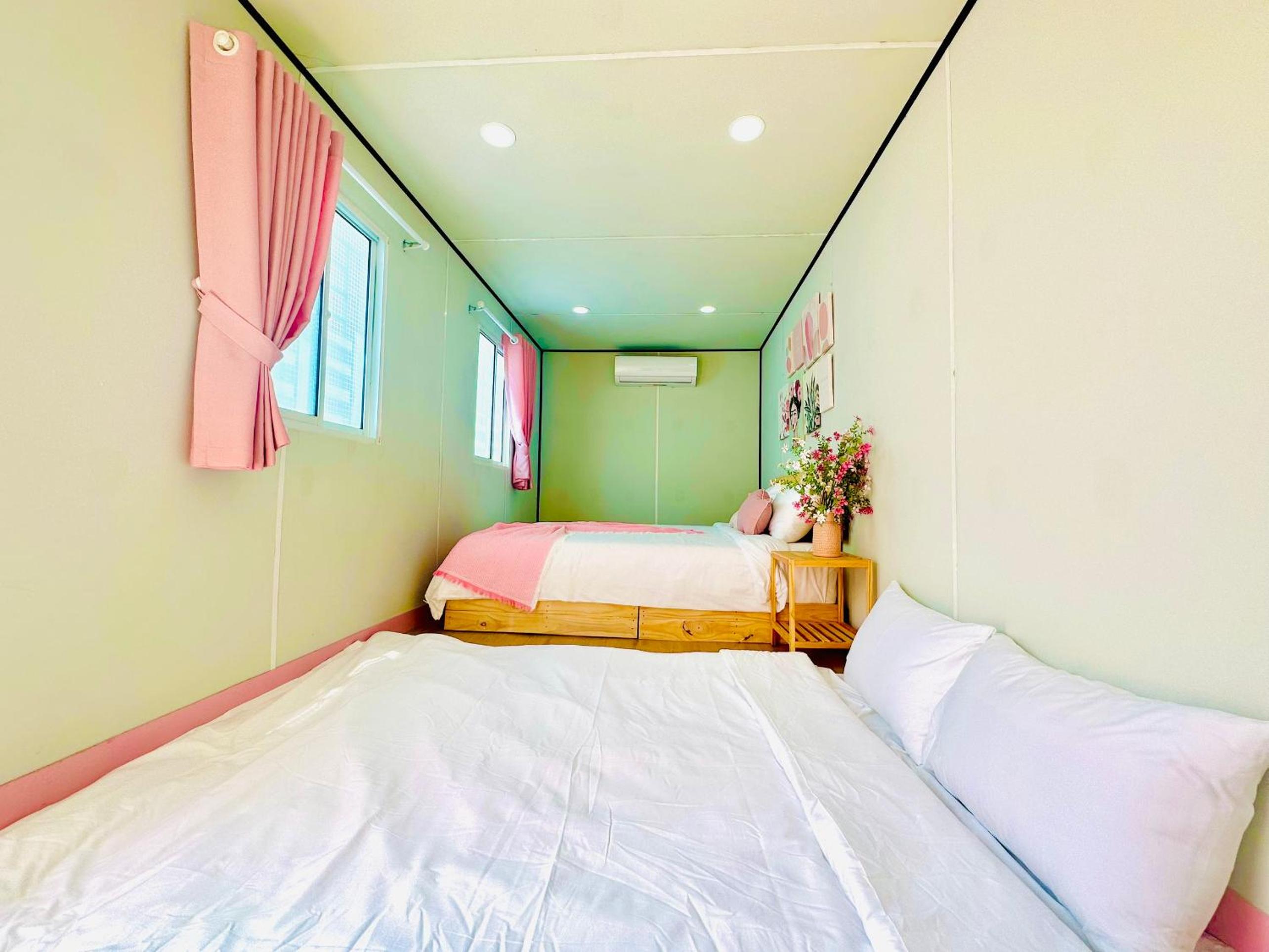 Quadruple Room - Photo 4