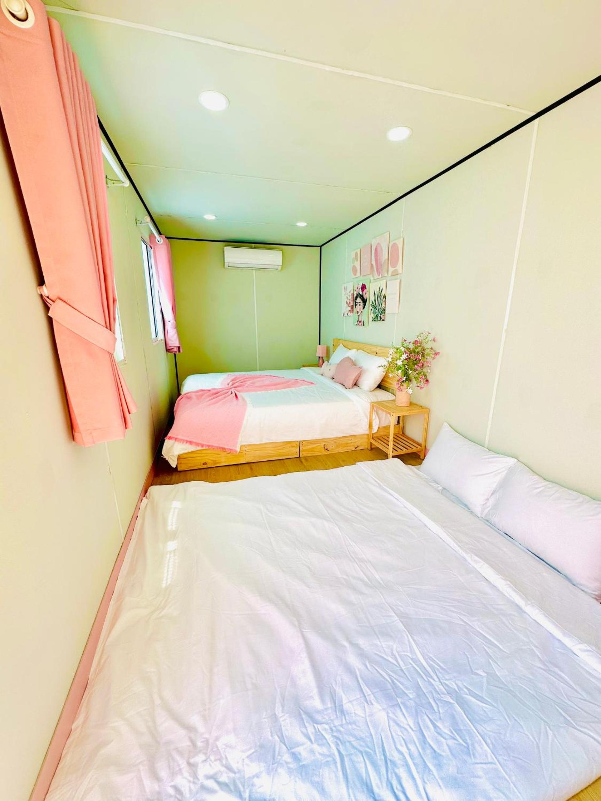 Quadruple Room - Photo 8