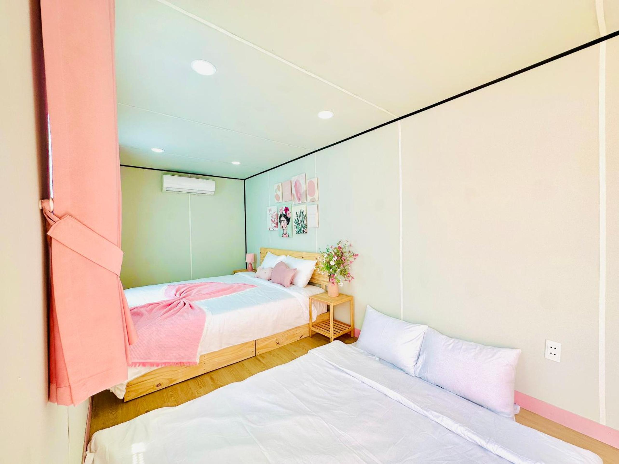 Quadruple Room - Photo 1