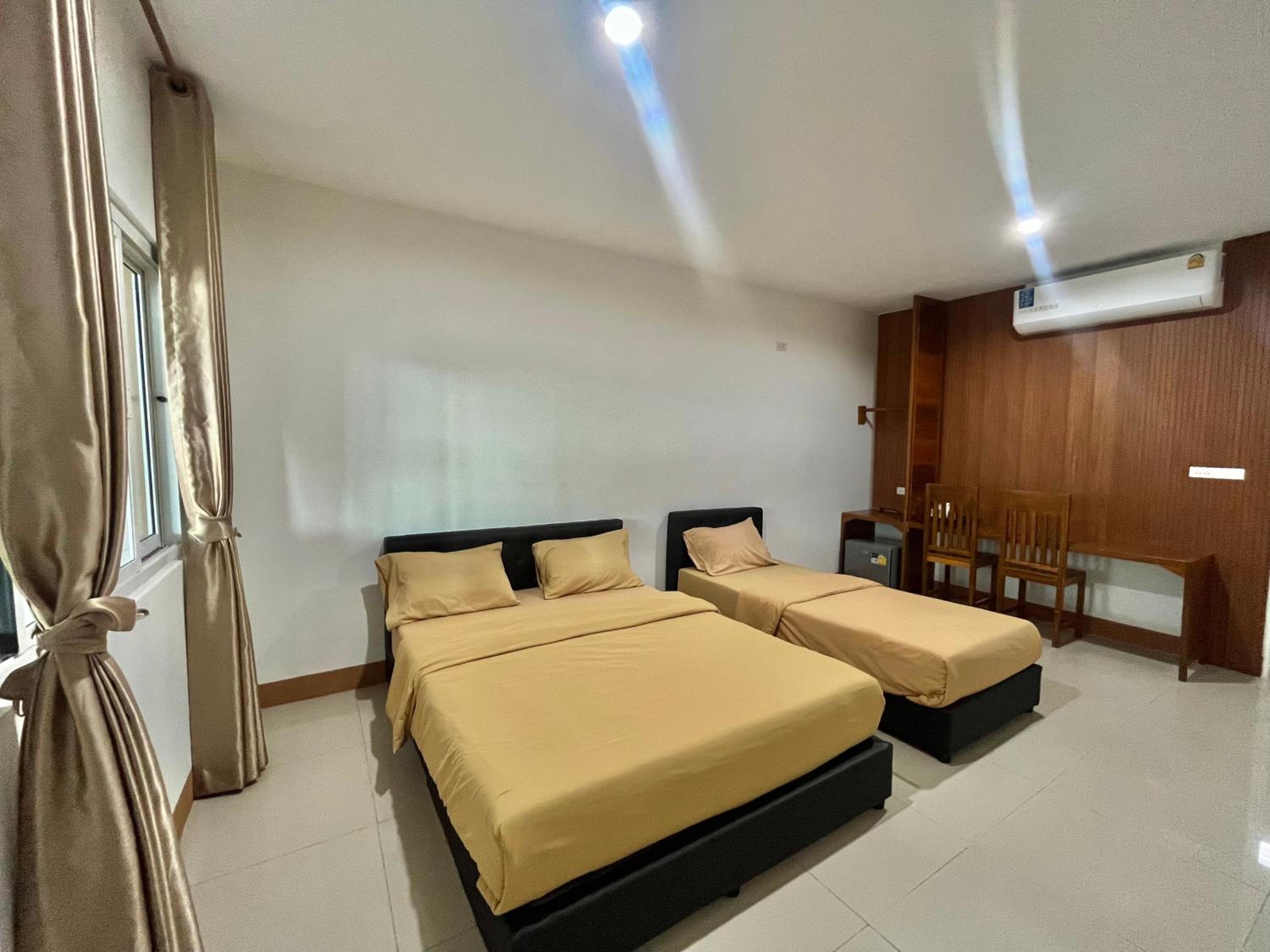 Executive Triple Room photo 2