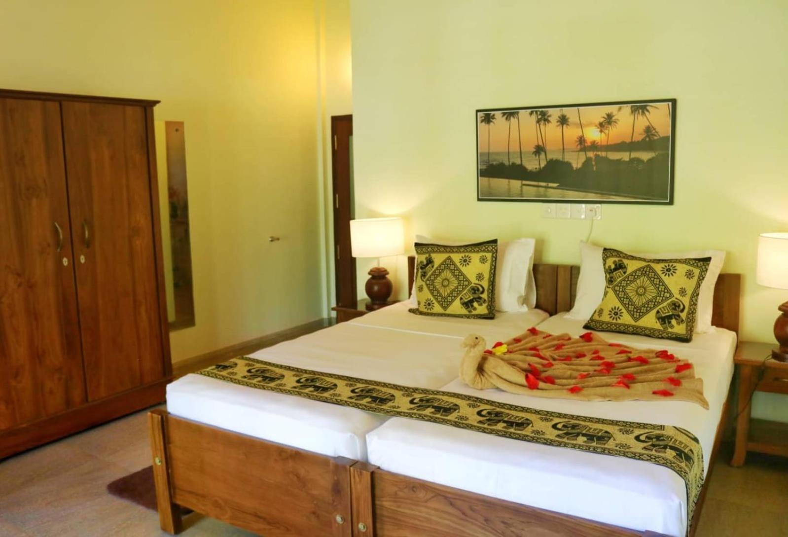 Standard Double Room - Photo 7