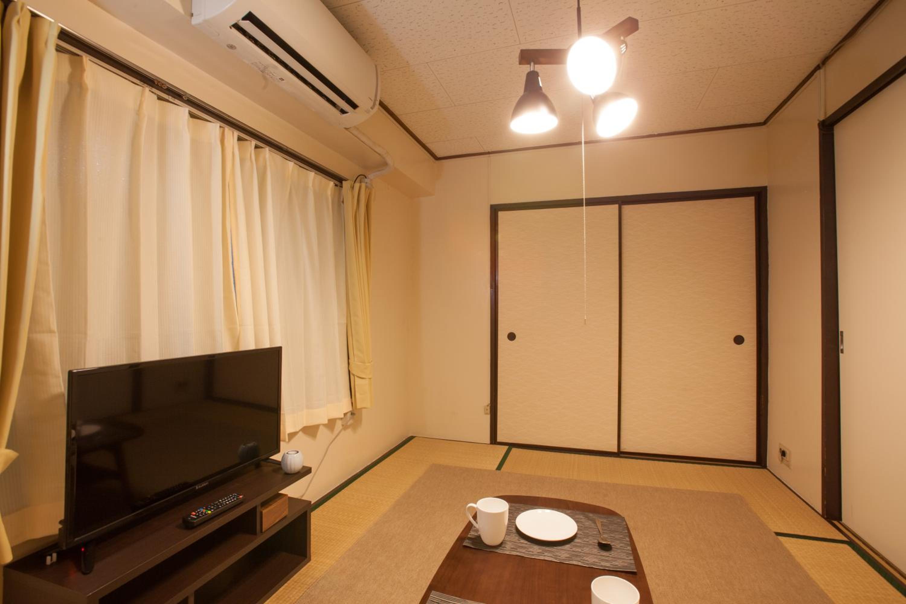 One-Bedroom Apartment photo 2