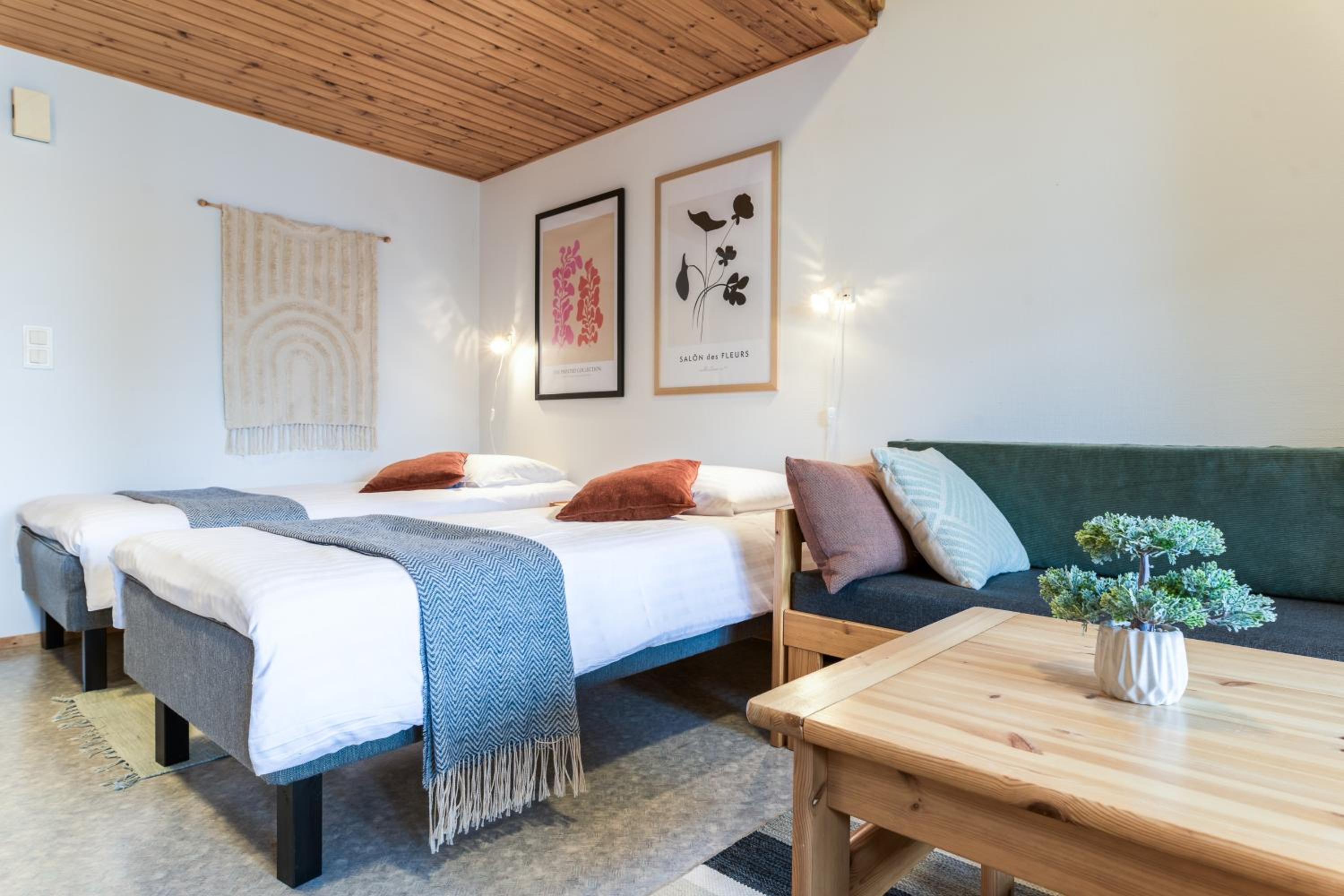 Quadruple Room with Lake View