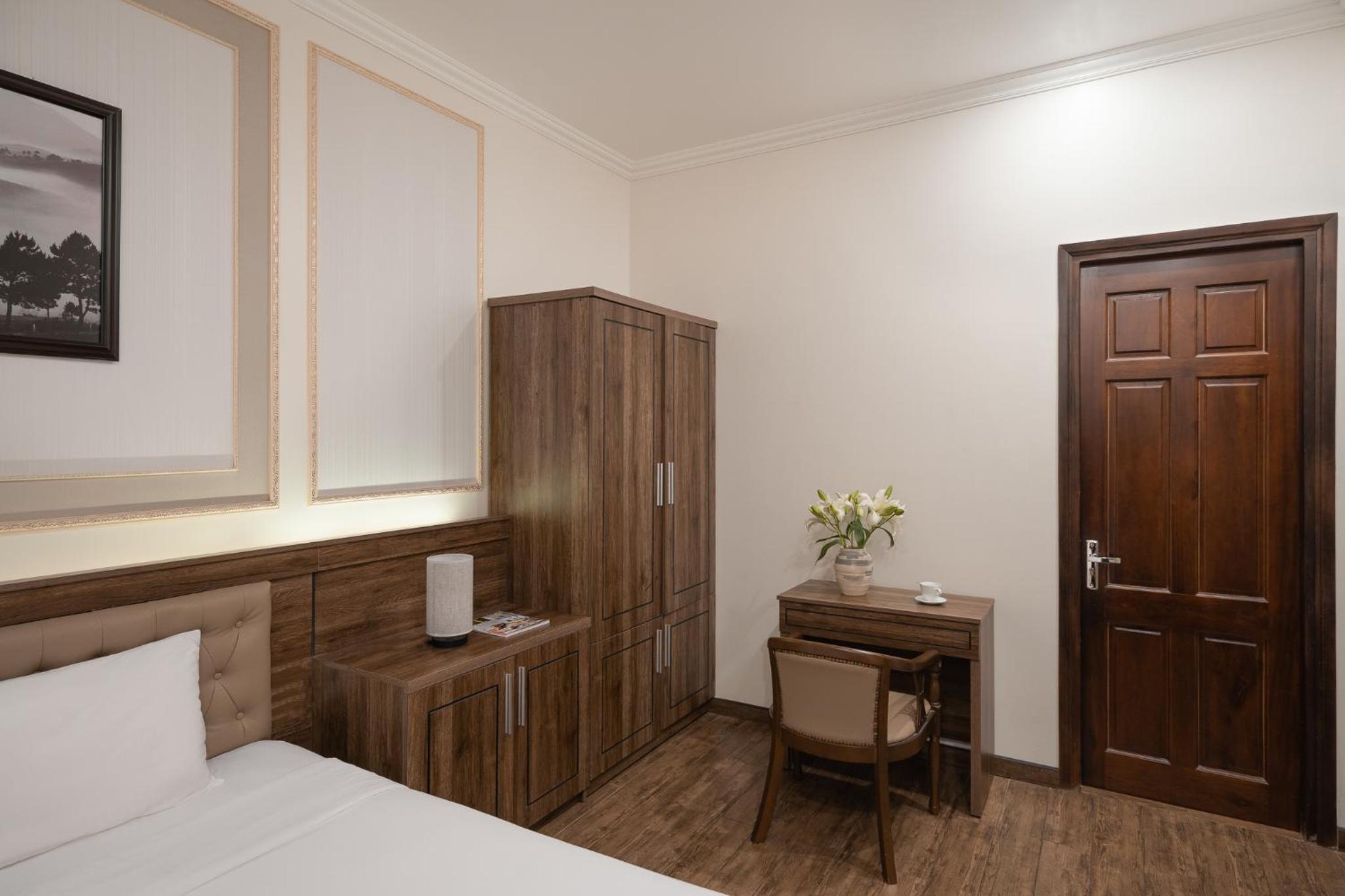 Standard Double Room - Photo 4