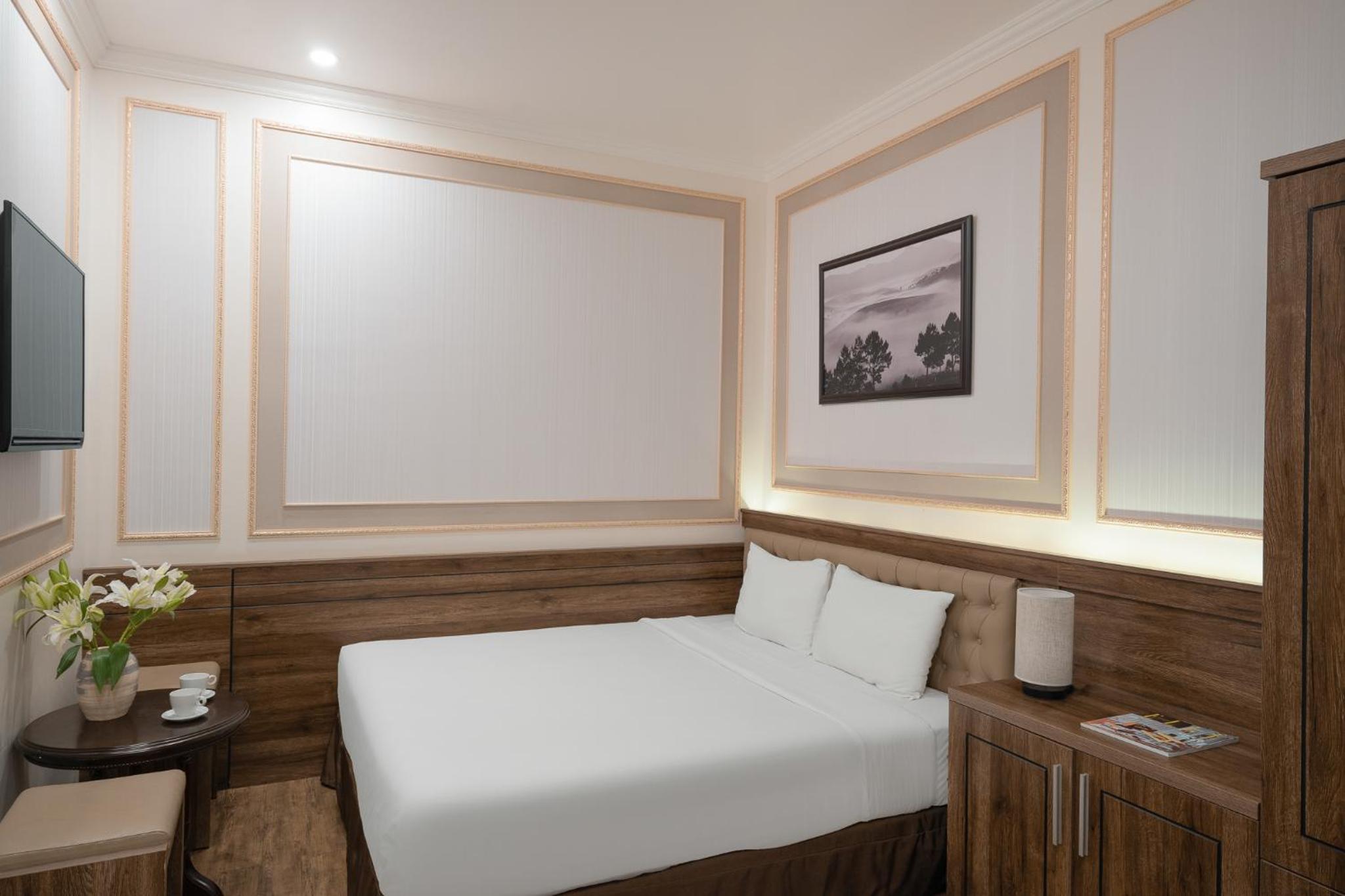 Standard Double Room - Photo 5