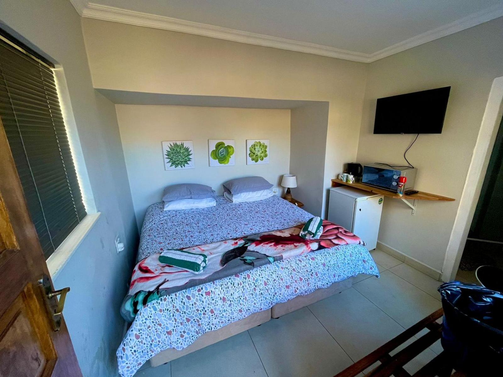Economy Double Room photo 1