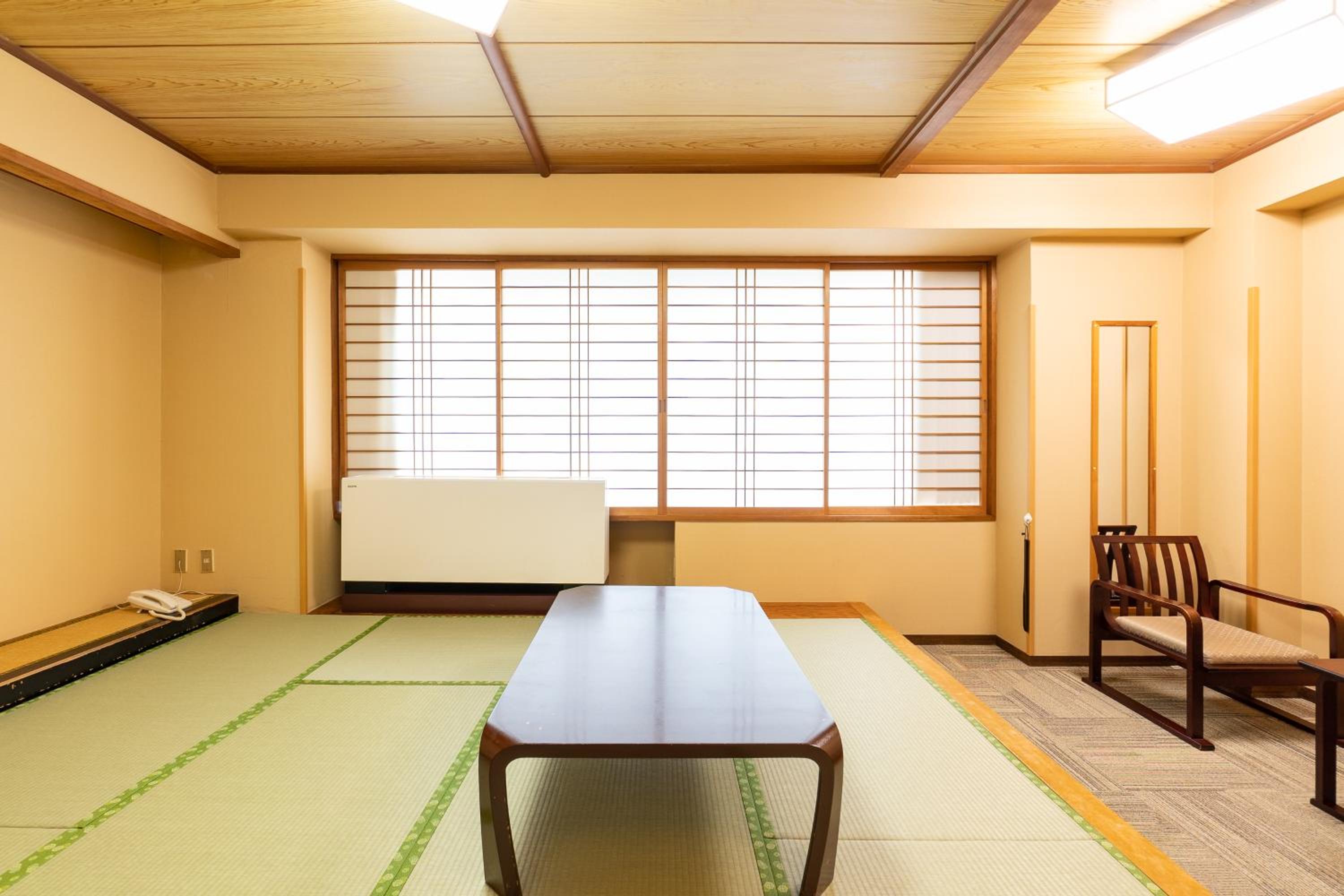 Japanese-Style Room - Photo 2