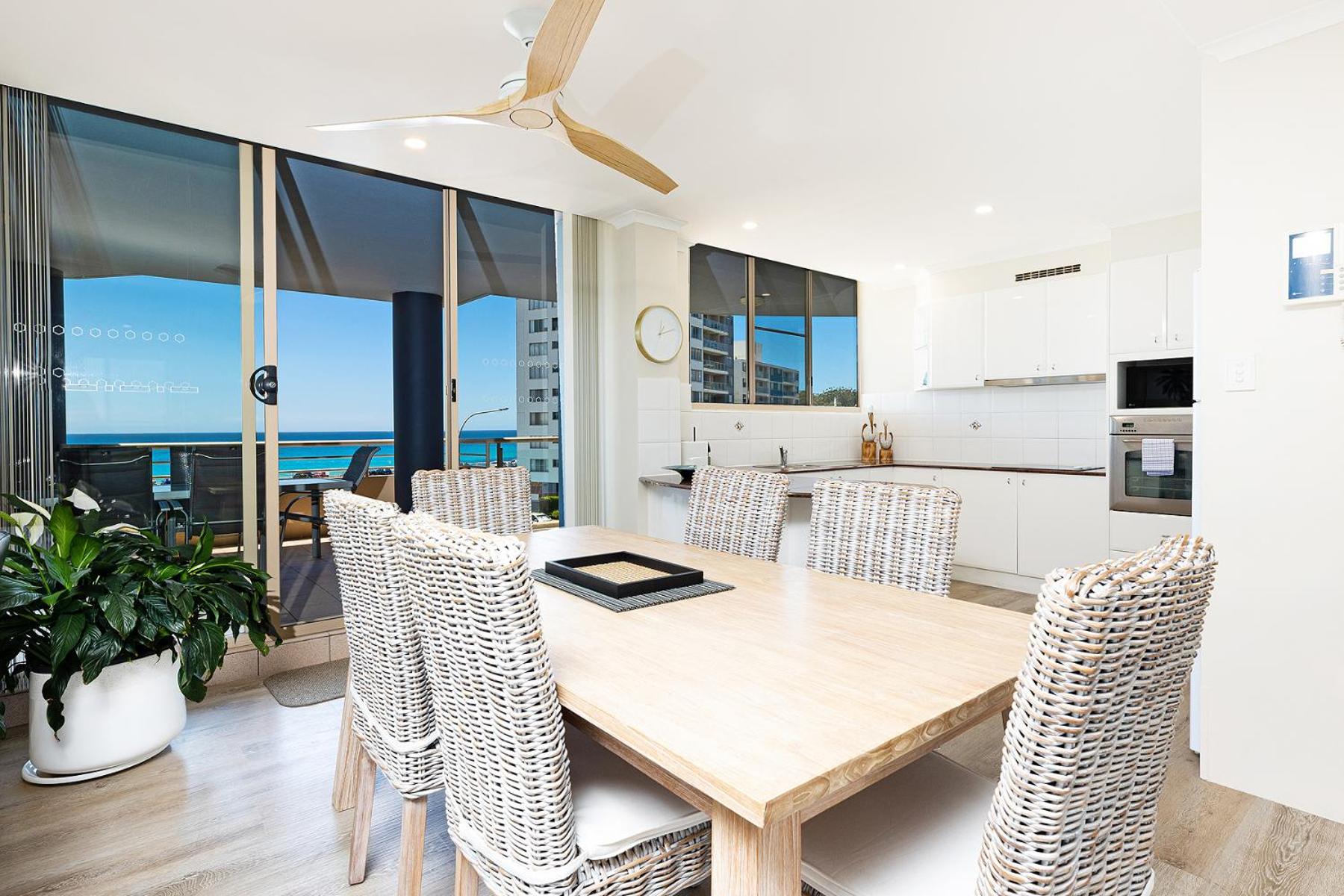 Three-Bedroom Apartment with Ocean View - Level 4 photo 2