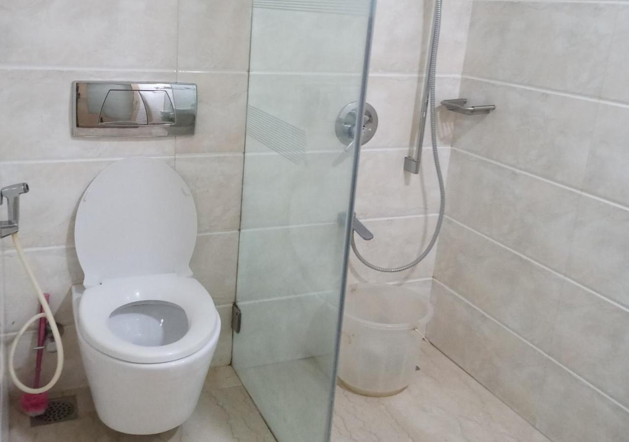 Standard Twin Room - Photo 3