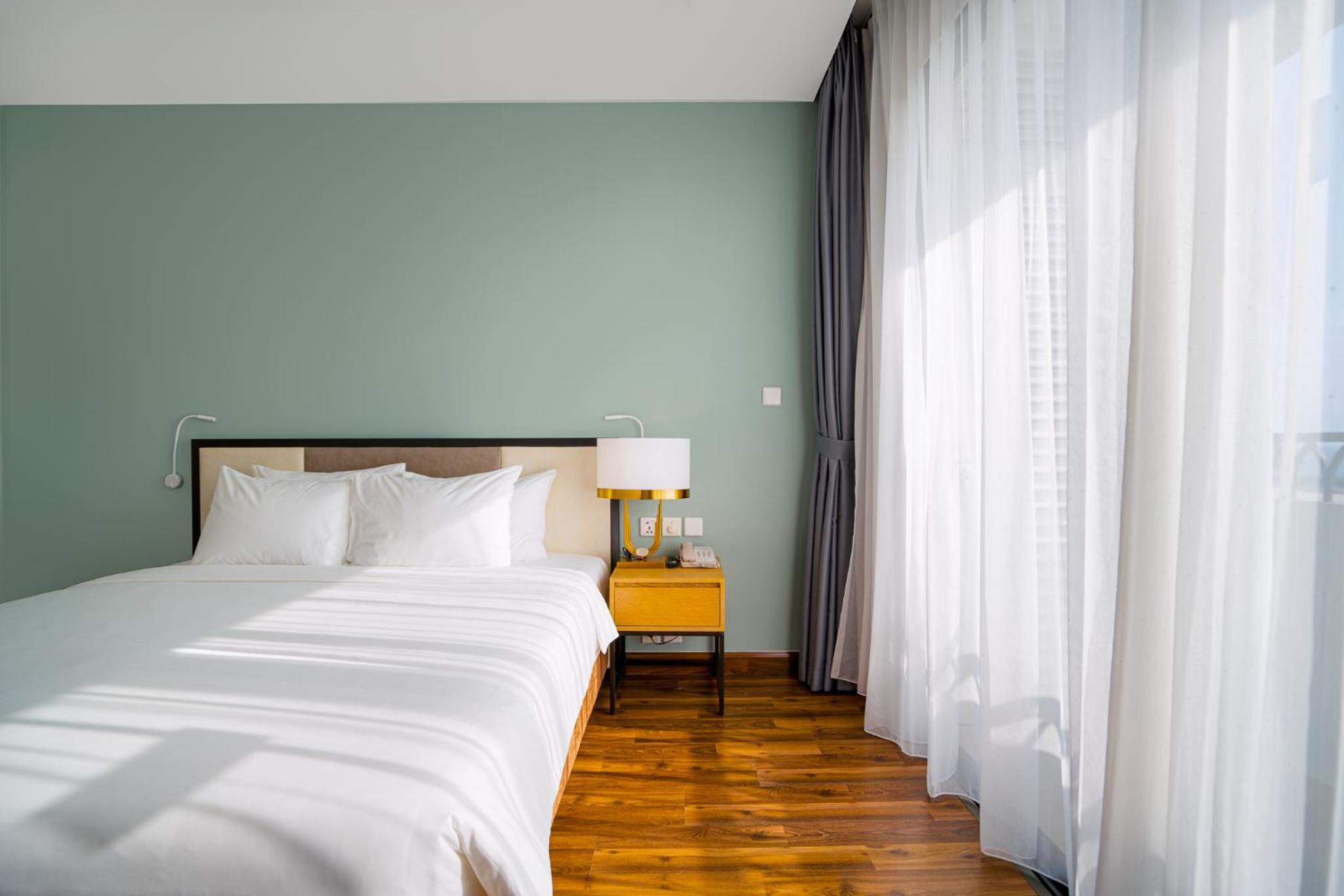 Superior King Room  photo 3