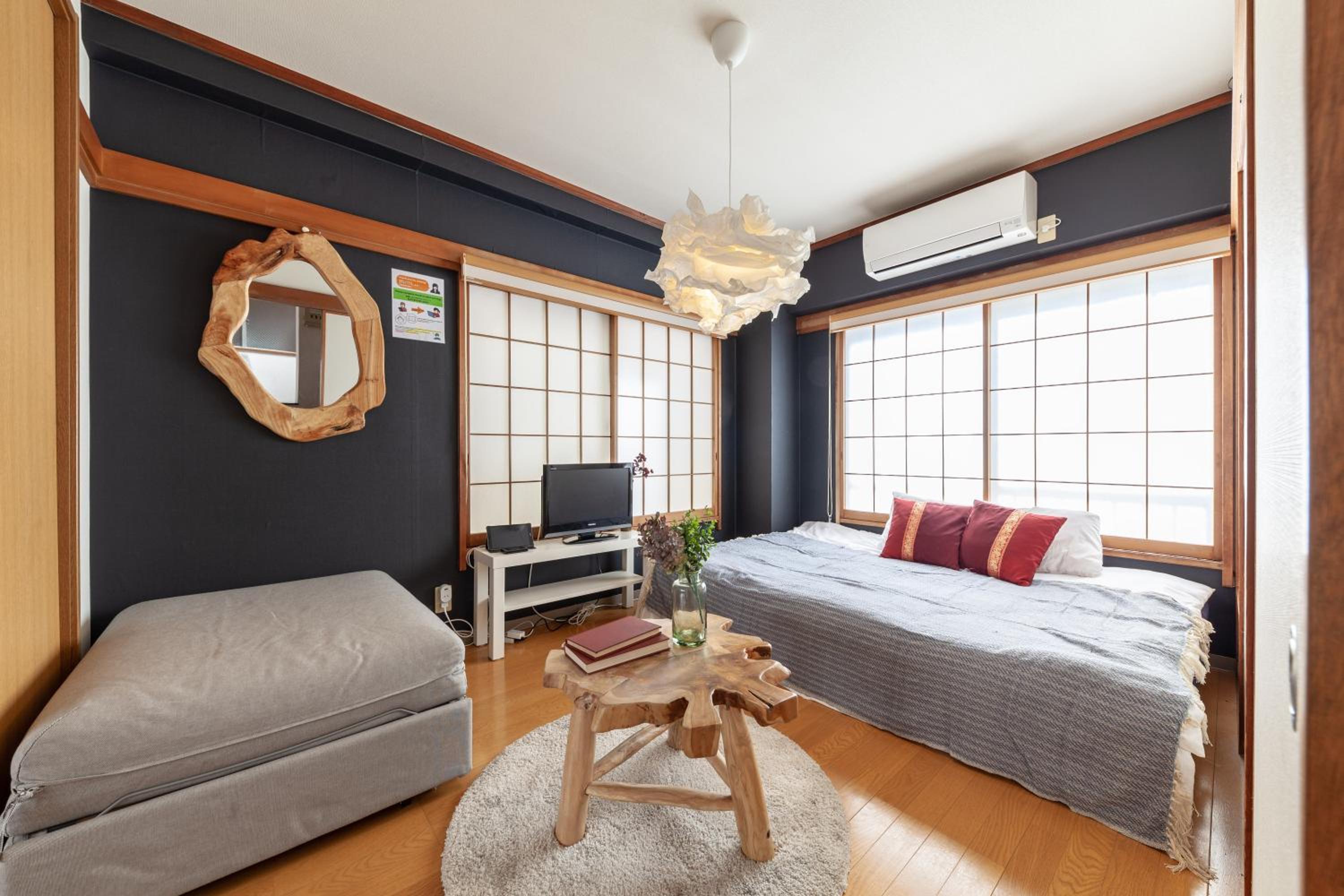 Three-Bedroom Apartment photo 1