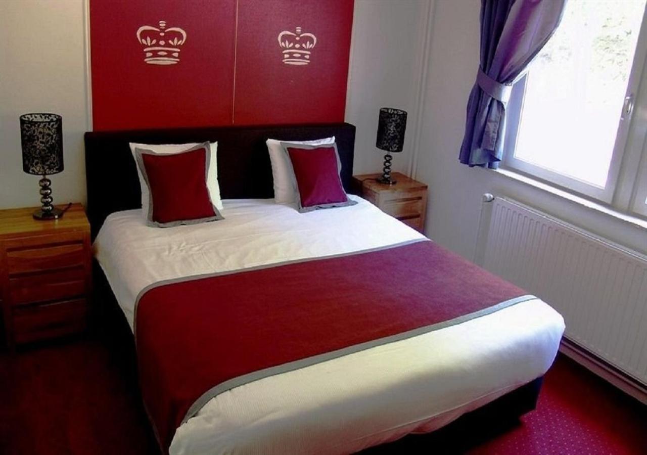 Standard Double Room photo 3