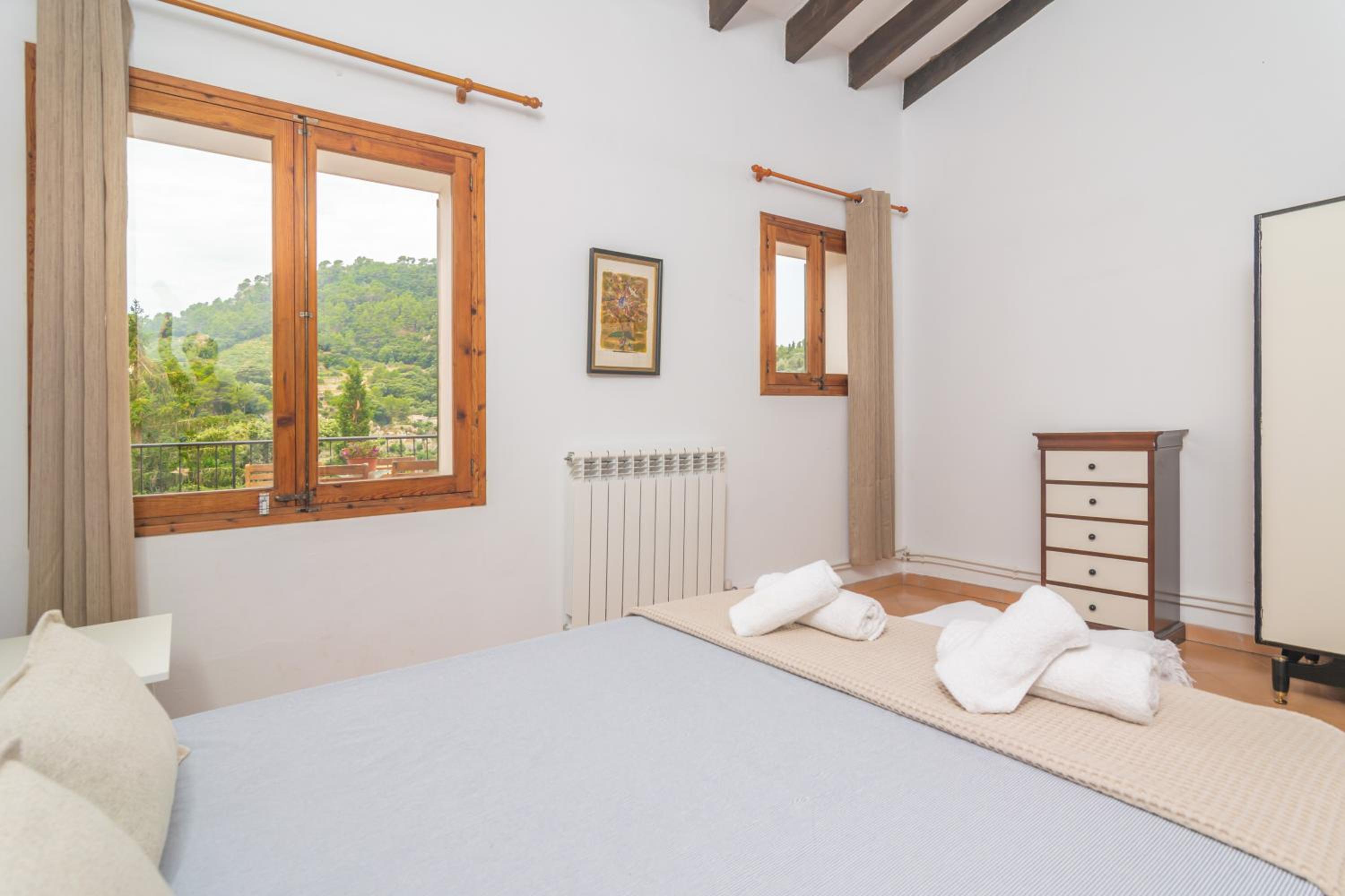 Two-Bedroom House photo 2