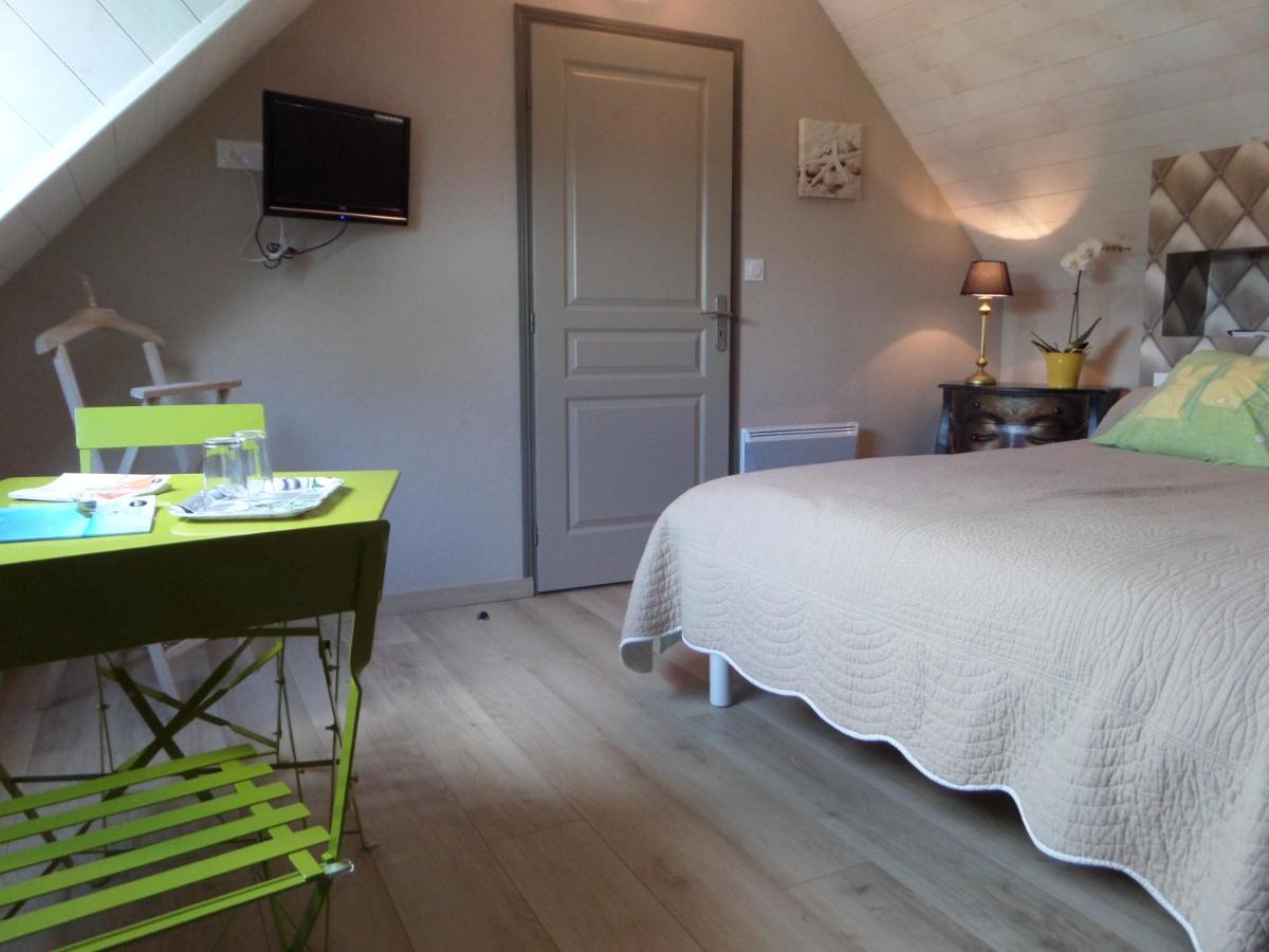 Double Room with Private Bathroom photo 3