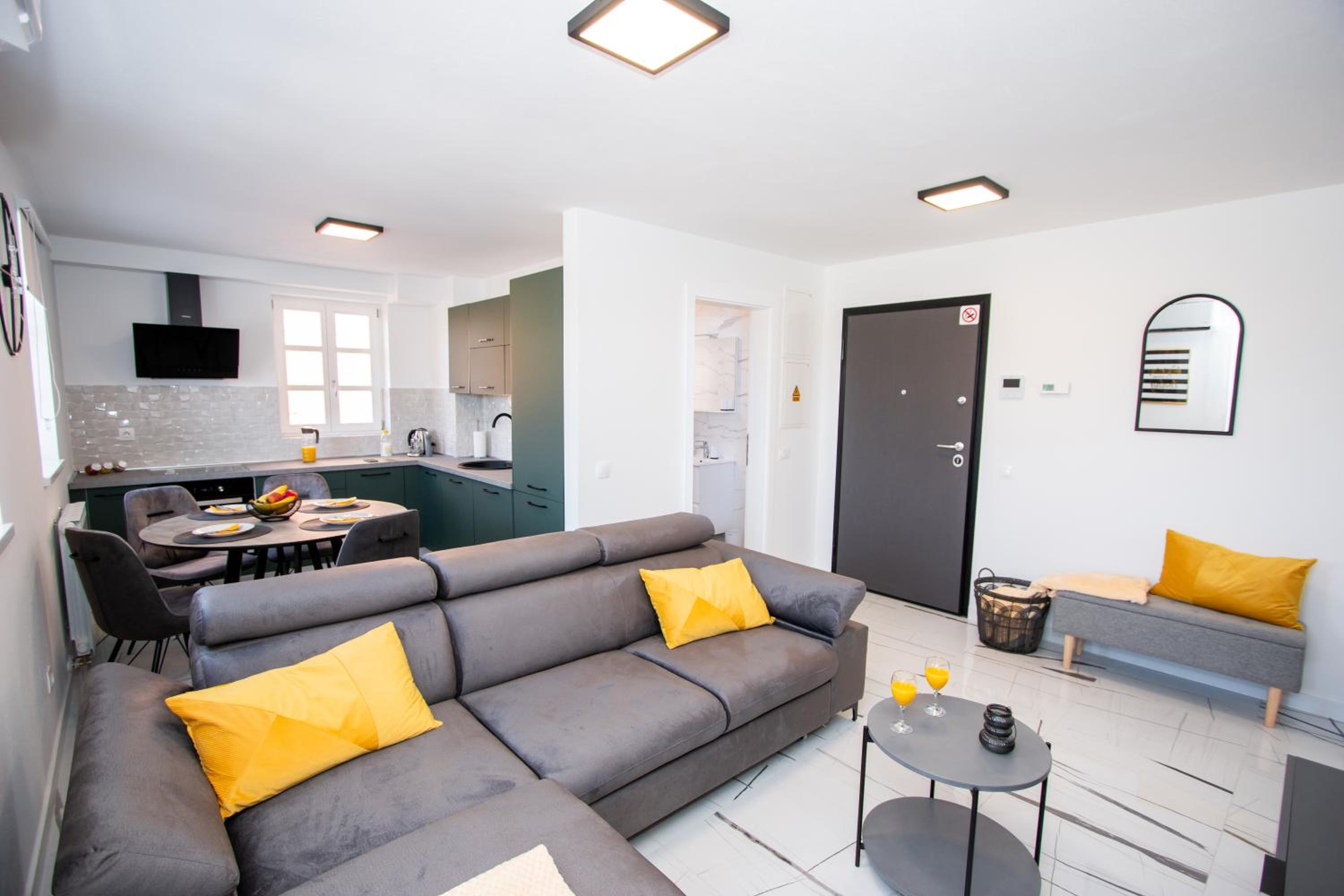 One-Bedroom Apartment