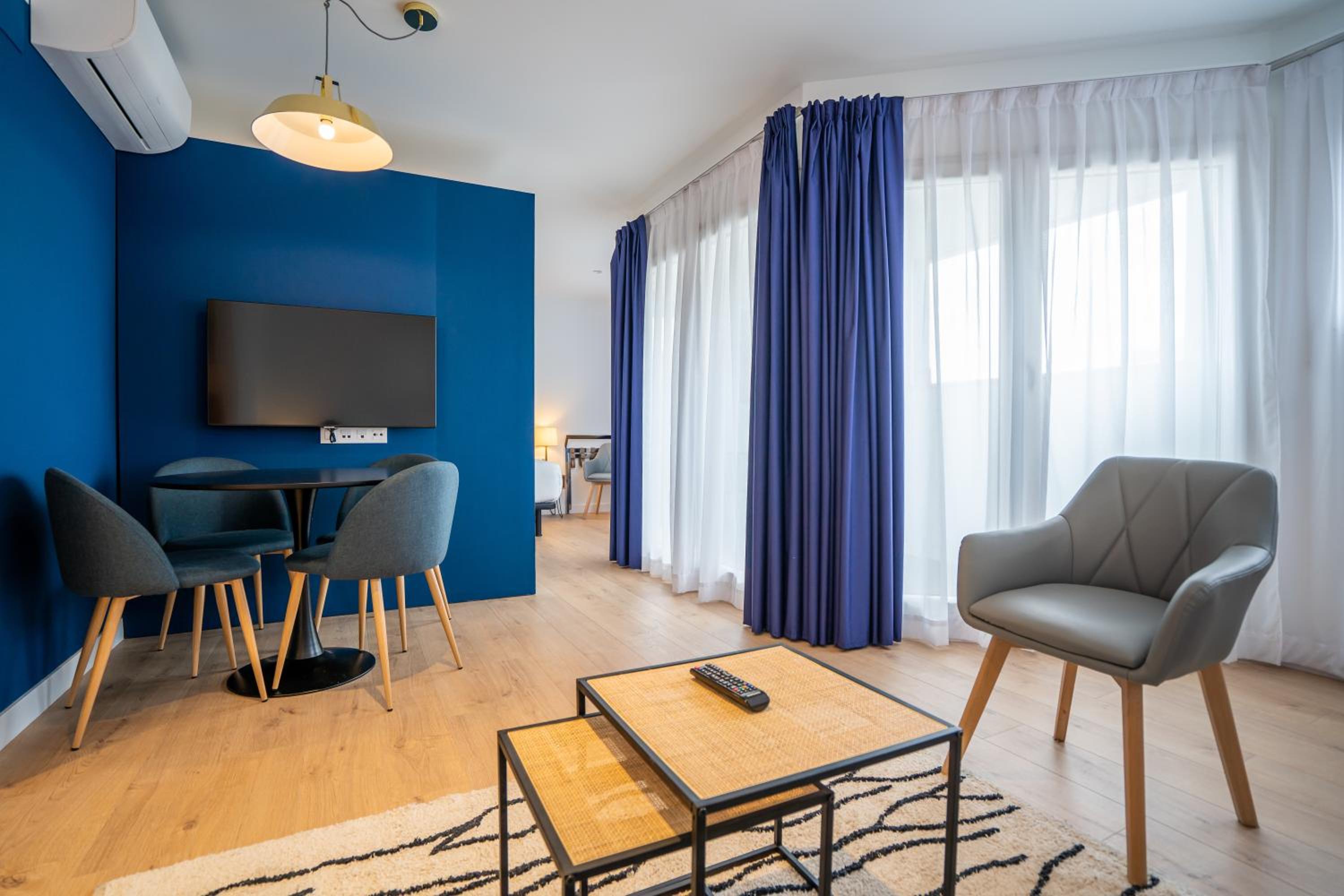 Apartamento con Terraza