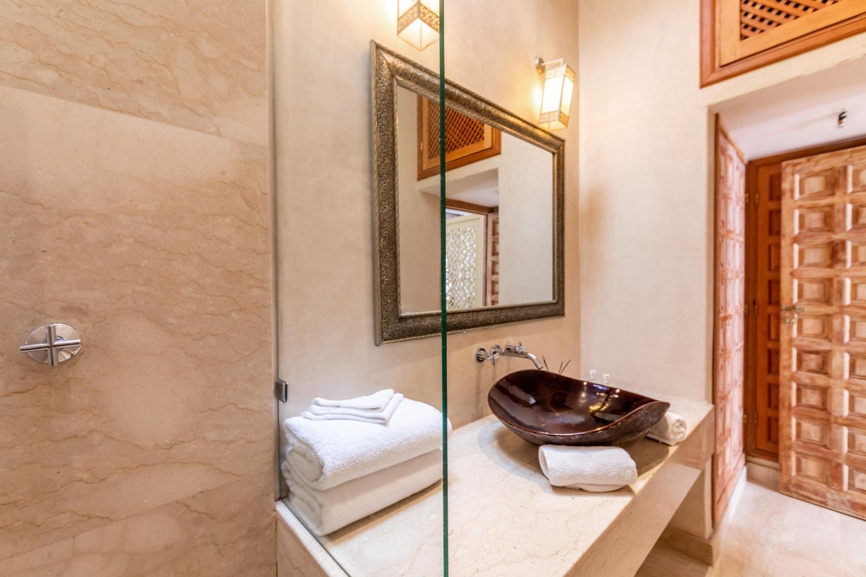 Deluxe Triple Room - Photo 4