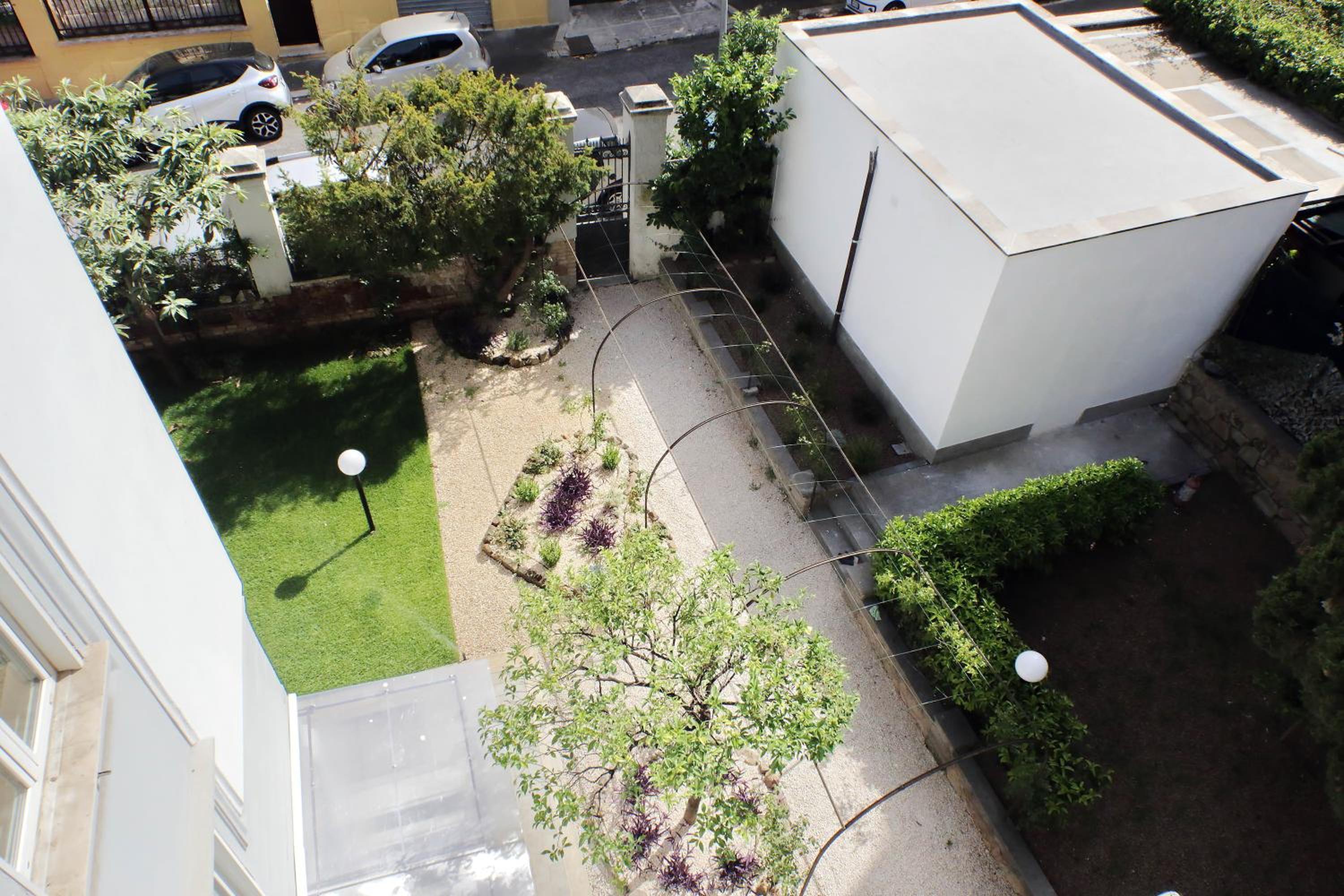 Studio with Terrace photo 3