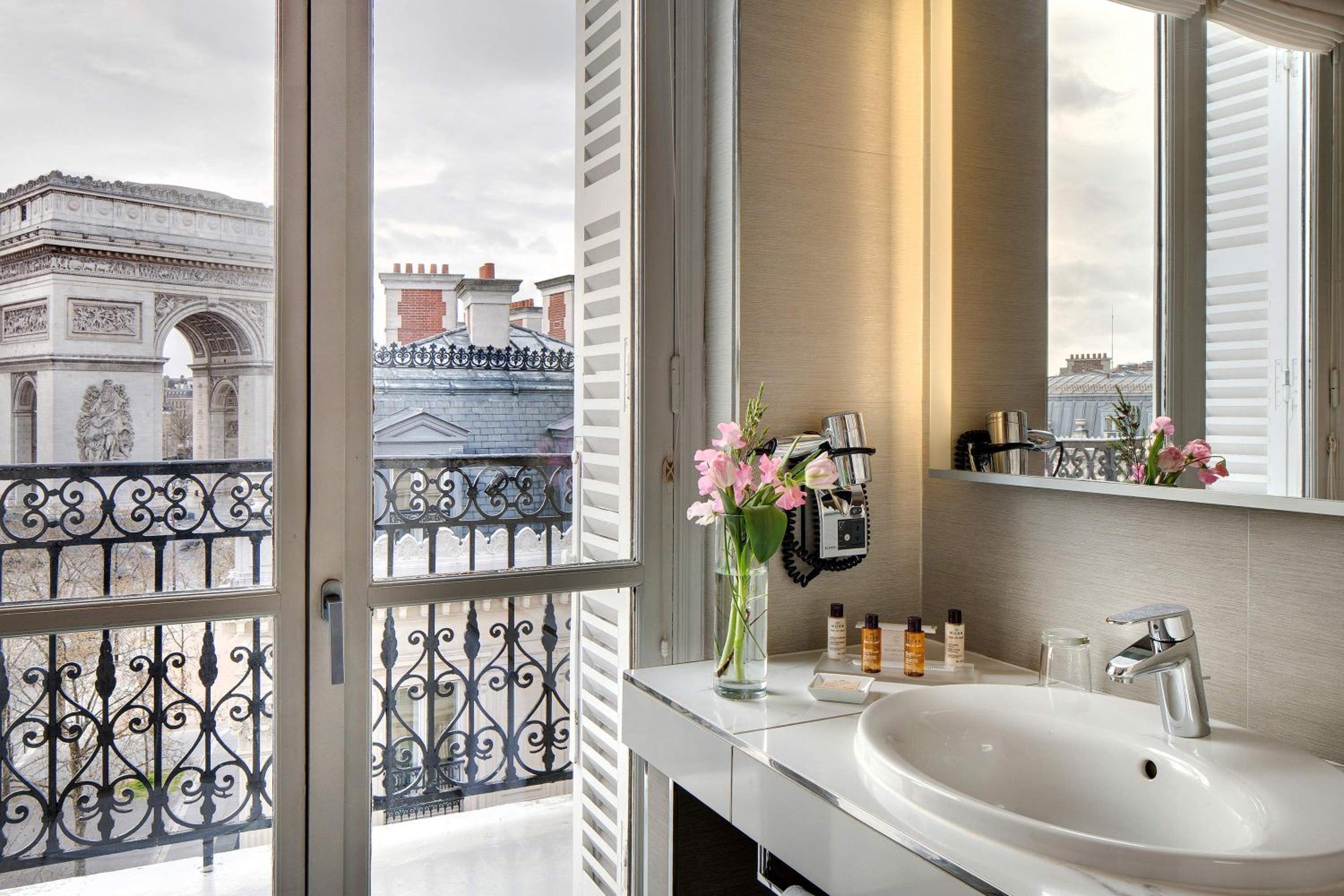 Privilege Room With View photo 2