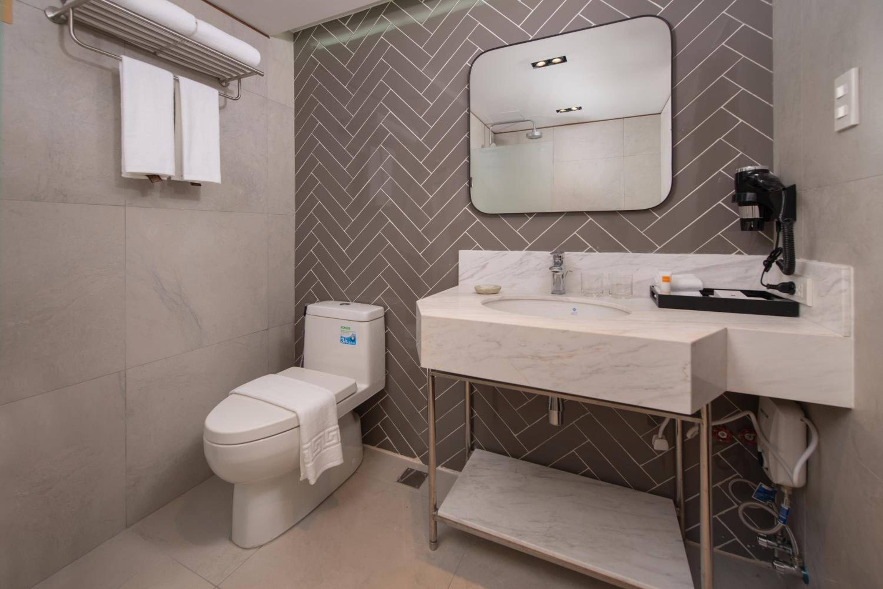 Premier Room - Photo 4