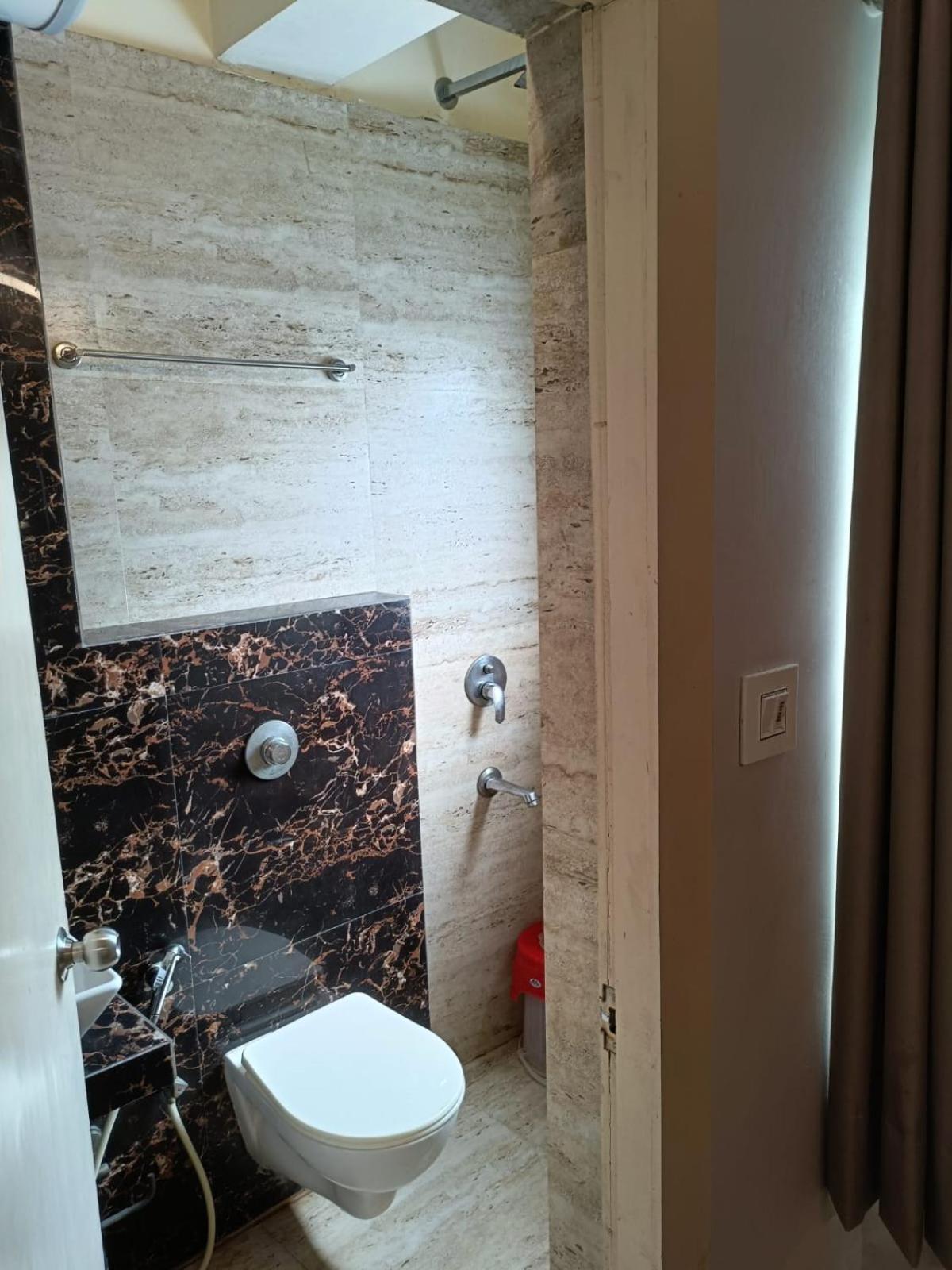 Double Or Twin Room - Photo 5