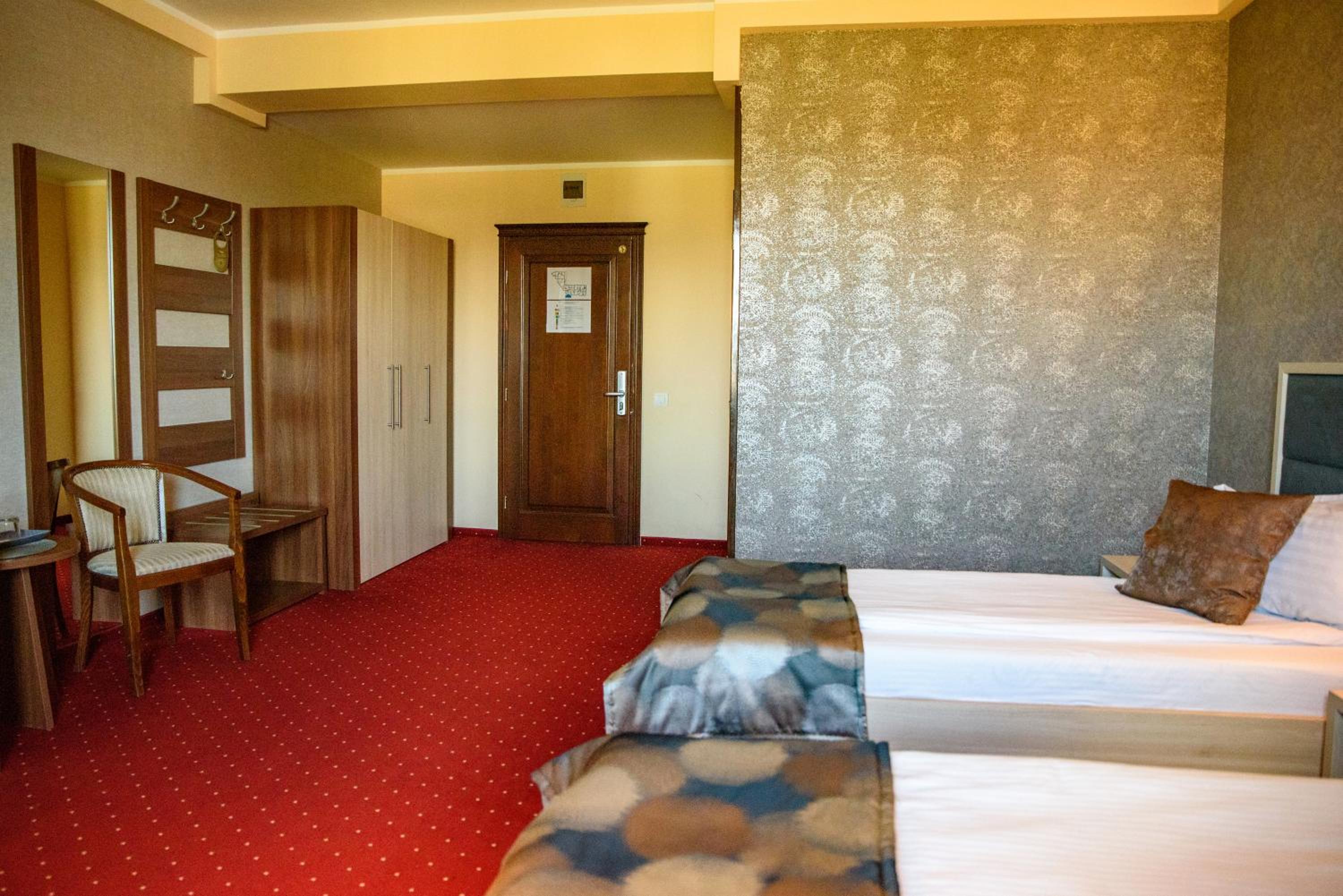 Triple Room - Photo 5