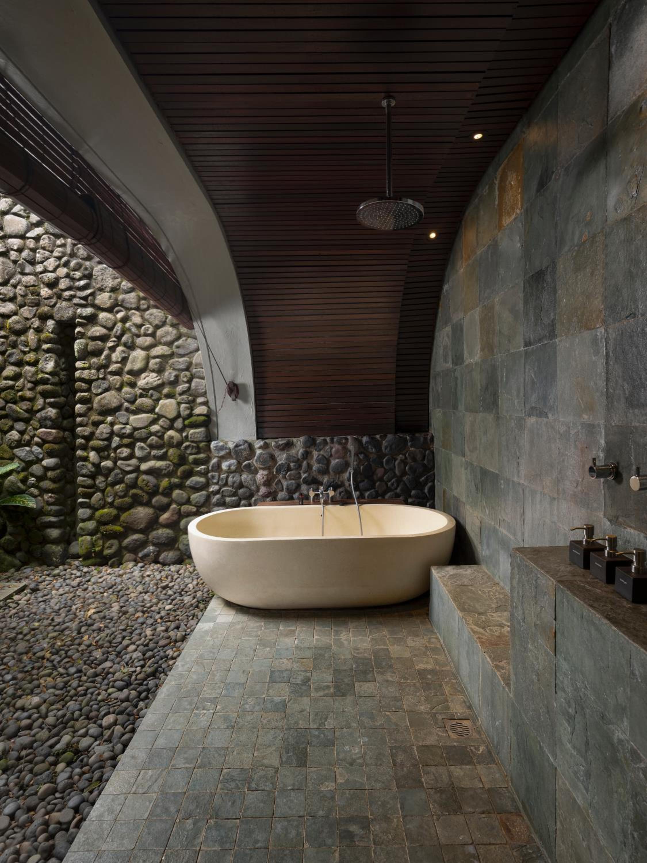 Deluxe King Room,Daily Afternoon Tea, Complimentary 60-minute photography session with one photo included, Daily schedule shuttle service to Ubud, Daily wellness activities, Bicycles for personal use around the resort