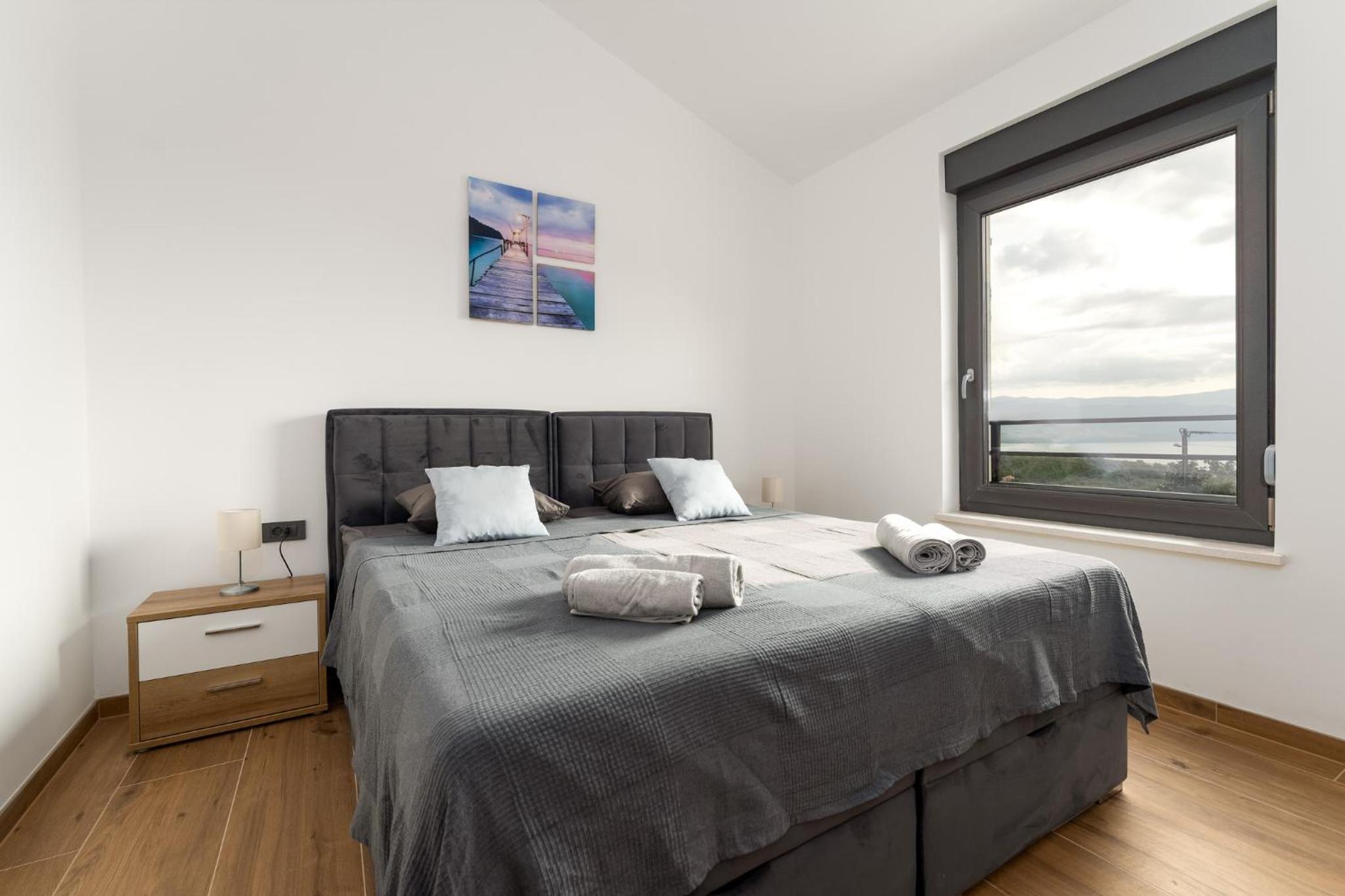 Three-Bedroom Villa photo 2