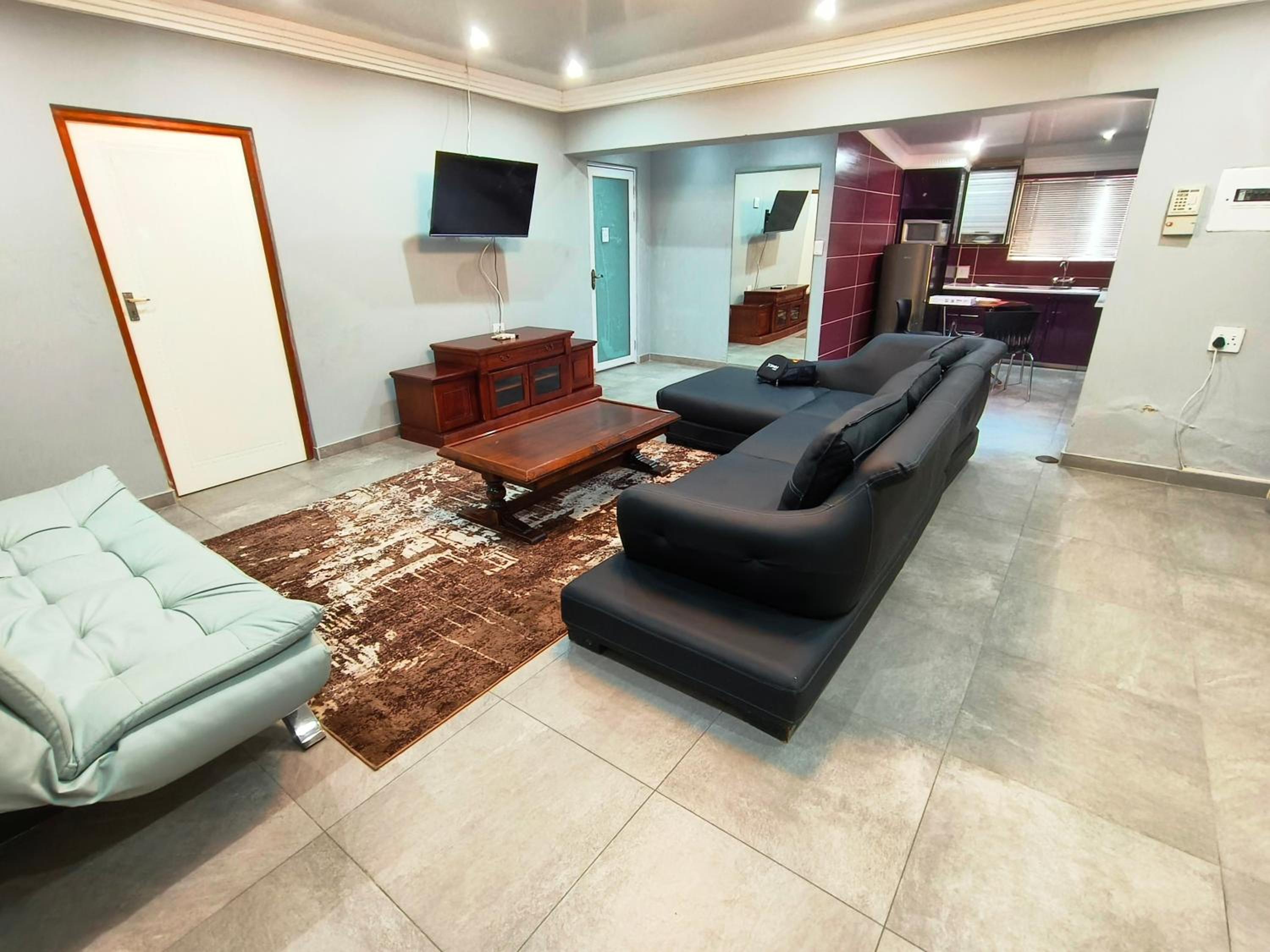 Superior Apartment - Photo 2