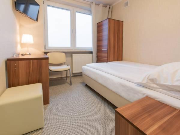 Double Room with Private Bathroom photo 3
