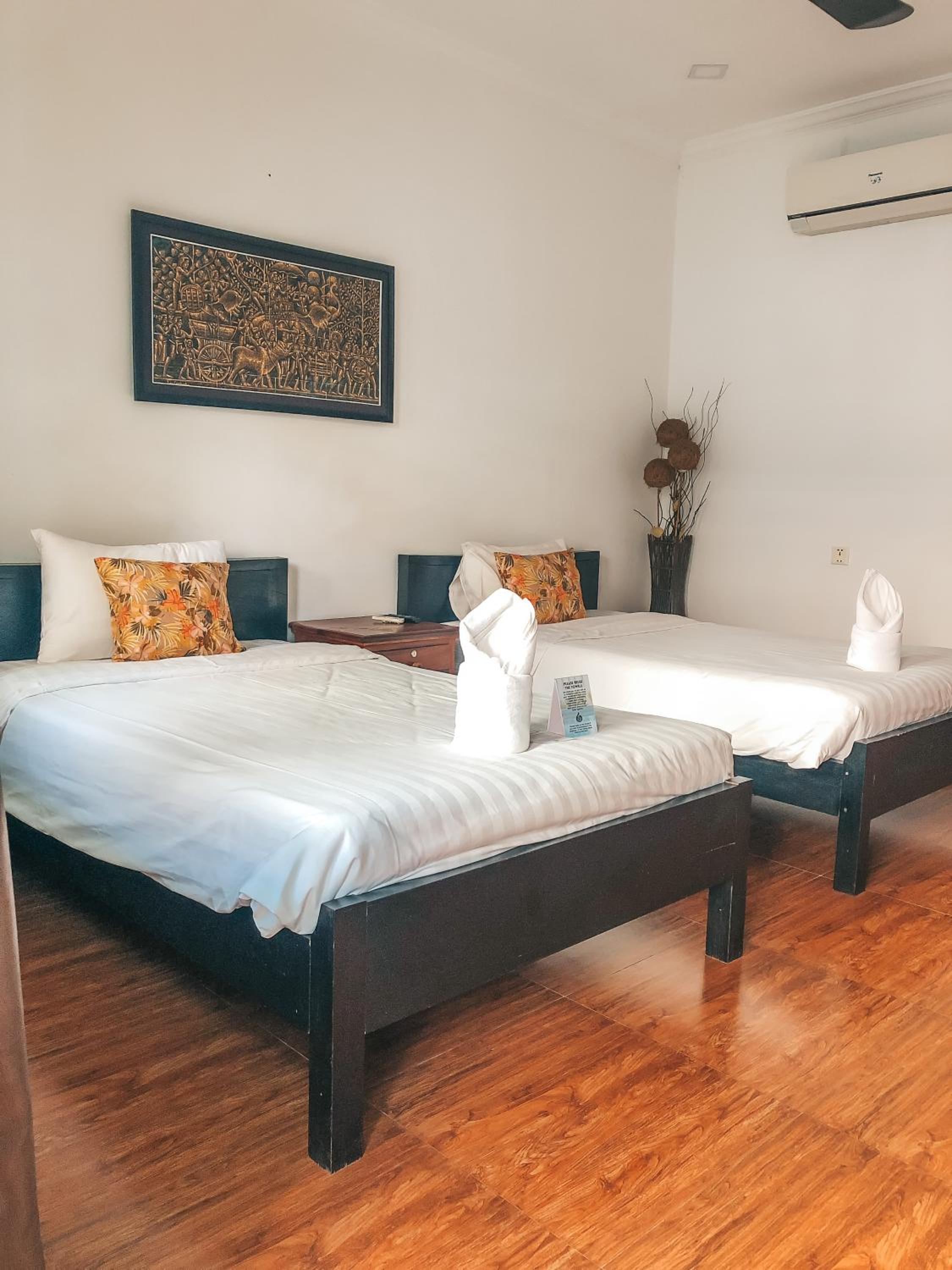 Twin Room with Pool View