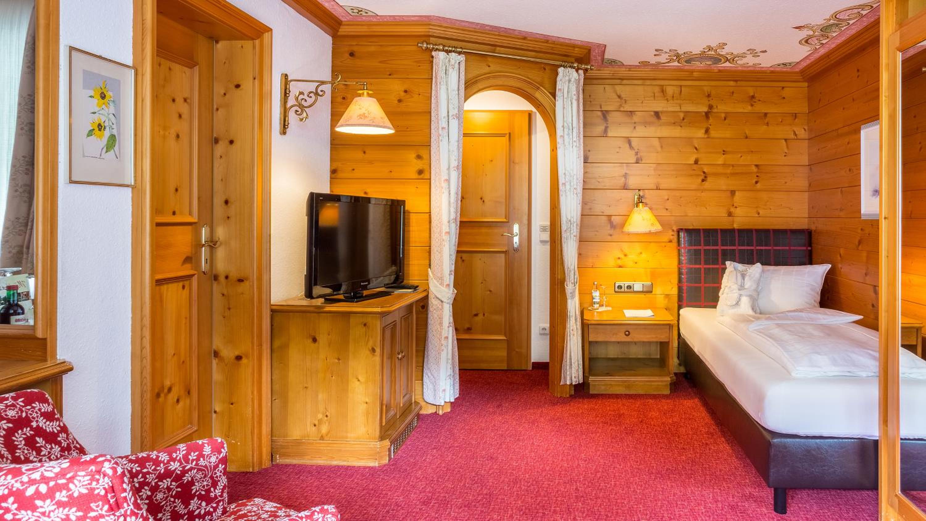 Single Room photo 2