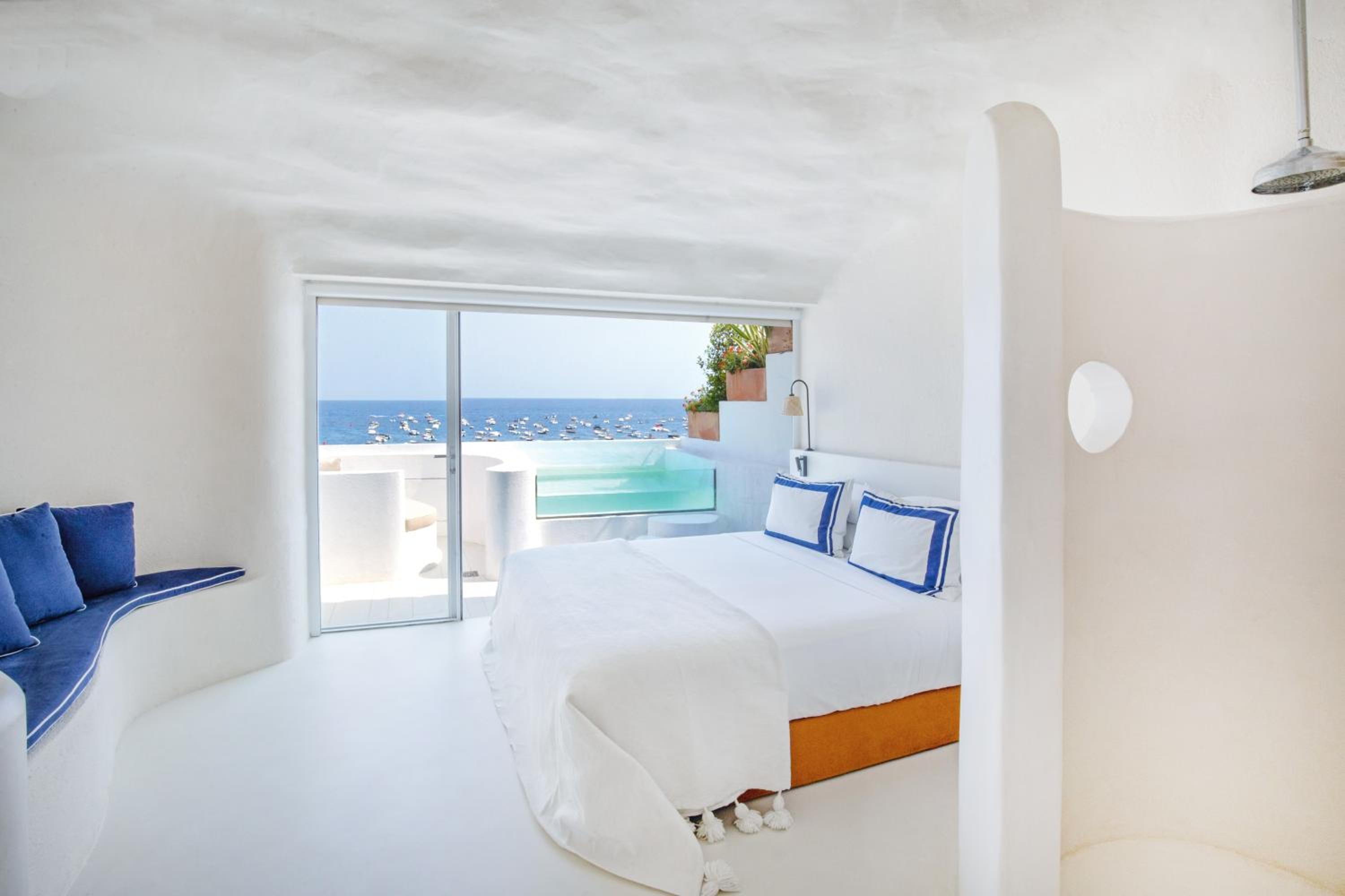 Suite Junior con vista al mar.