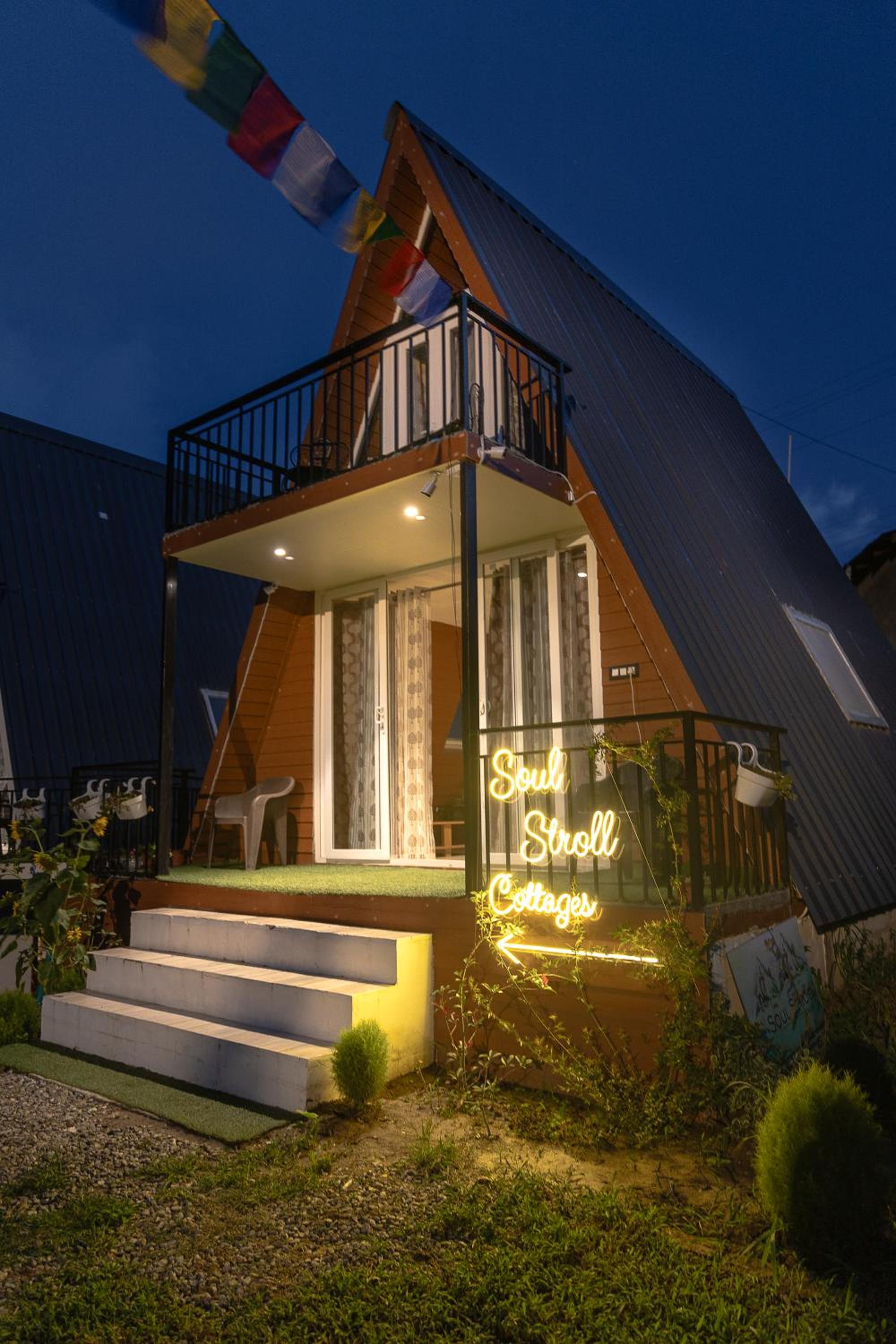 Quadruple Room with Mountain View photo 3