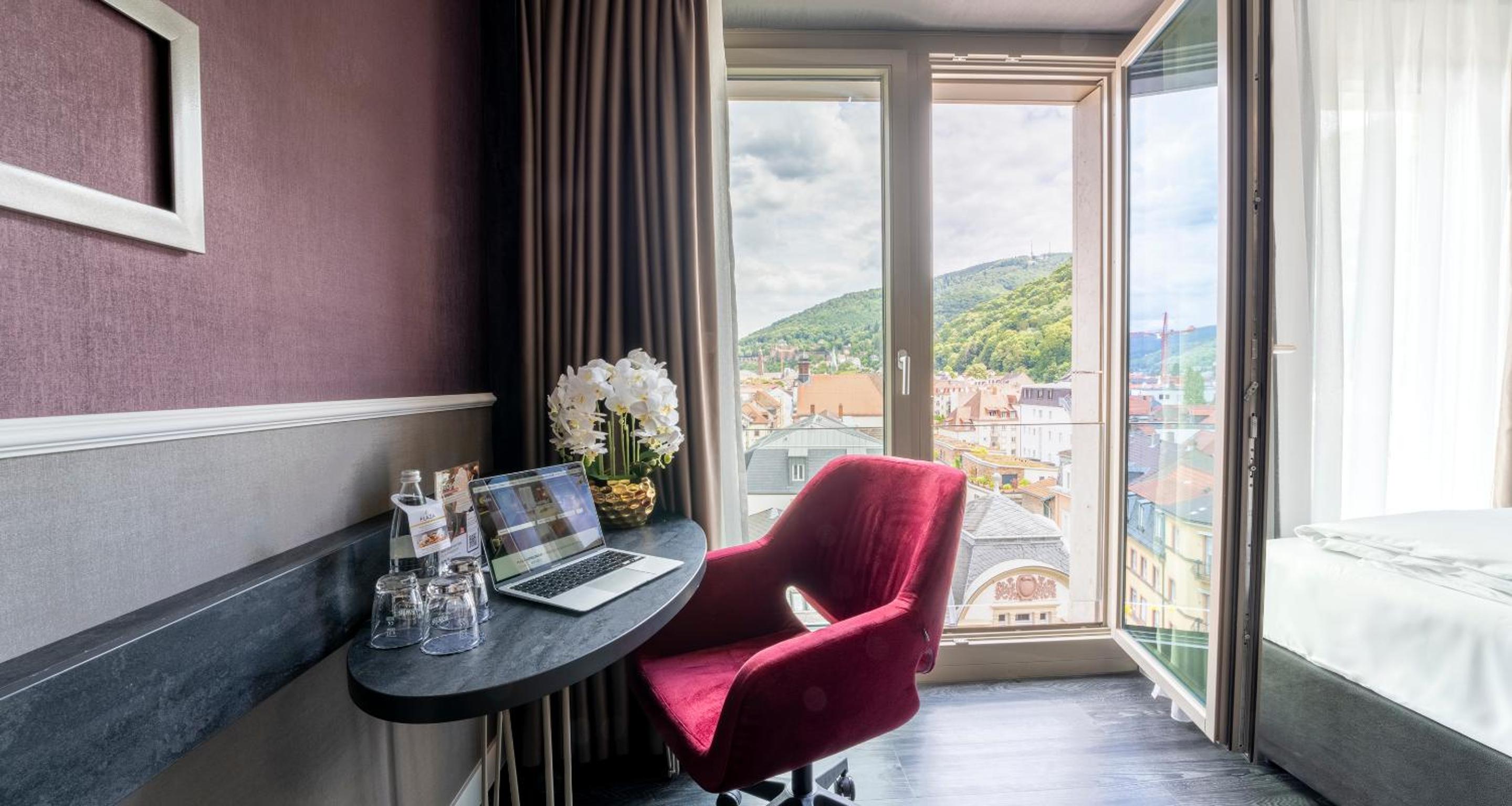 Premium Triple Room with Castle View - Photo 2