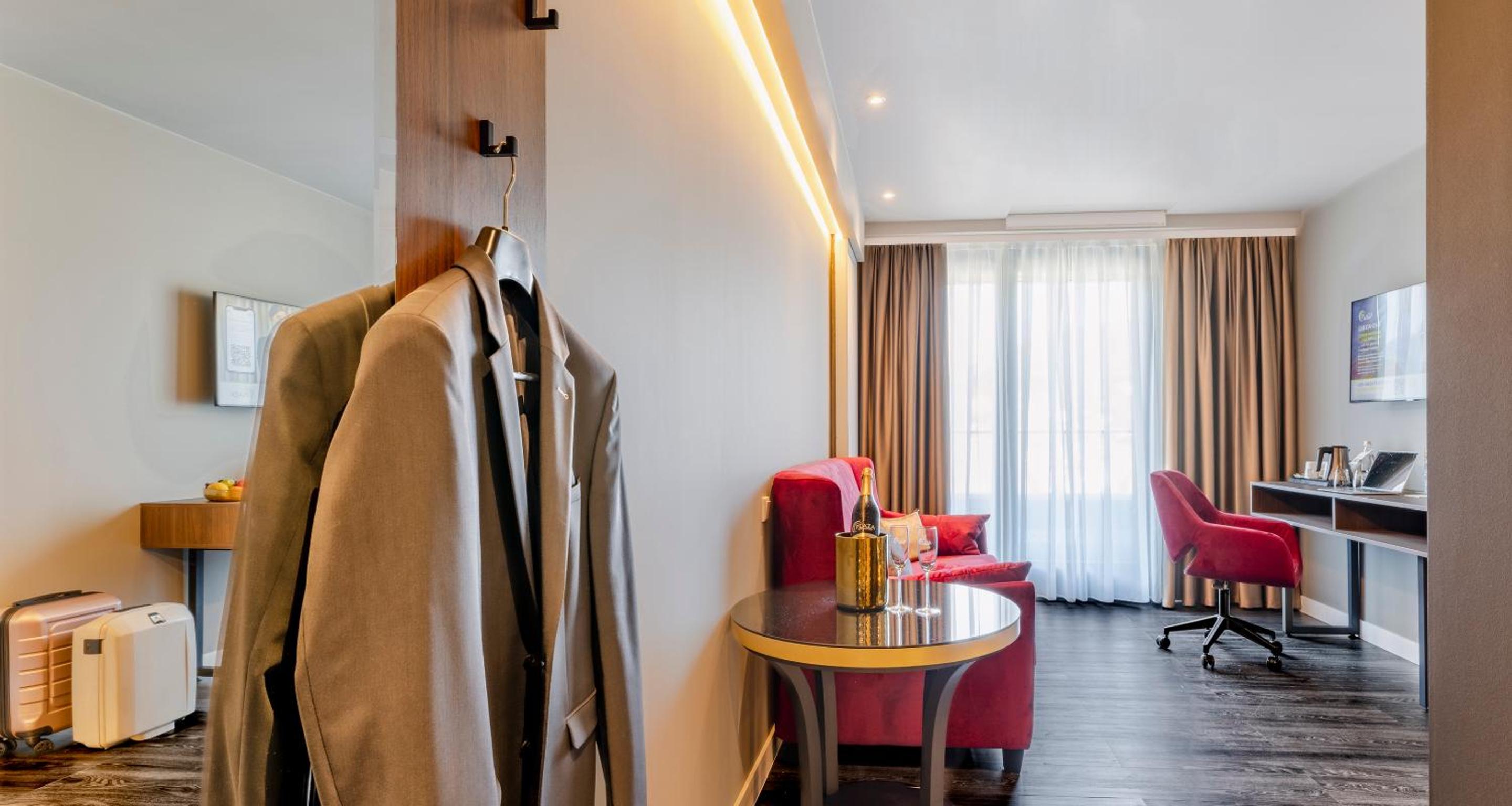 Junior Suite - Photo 2