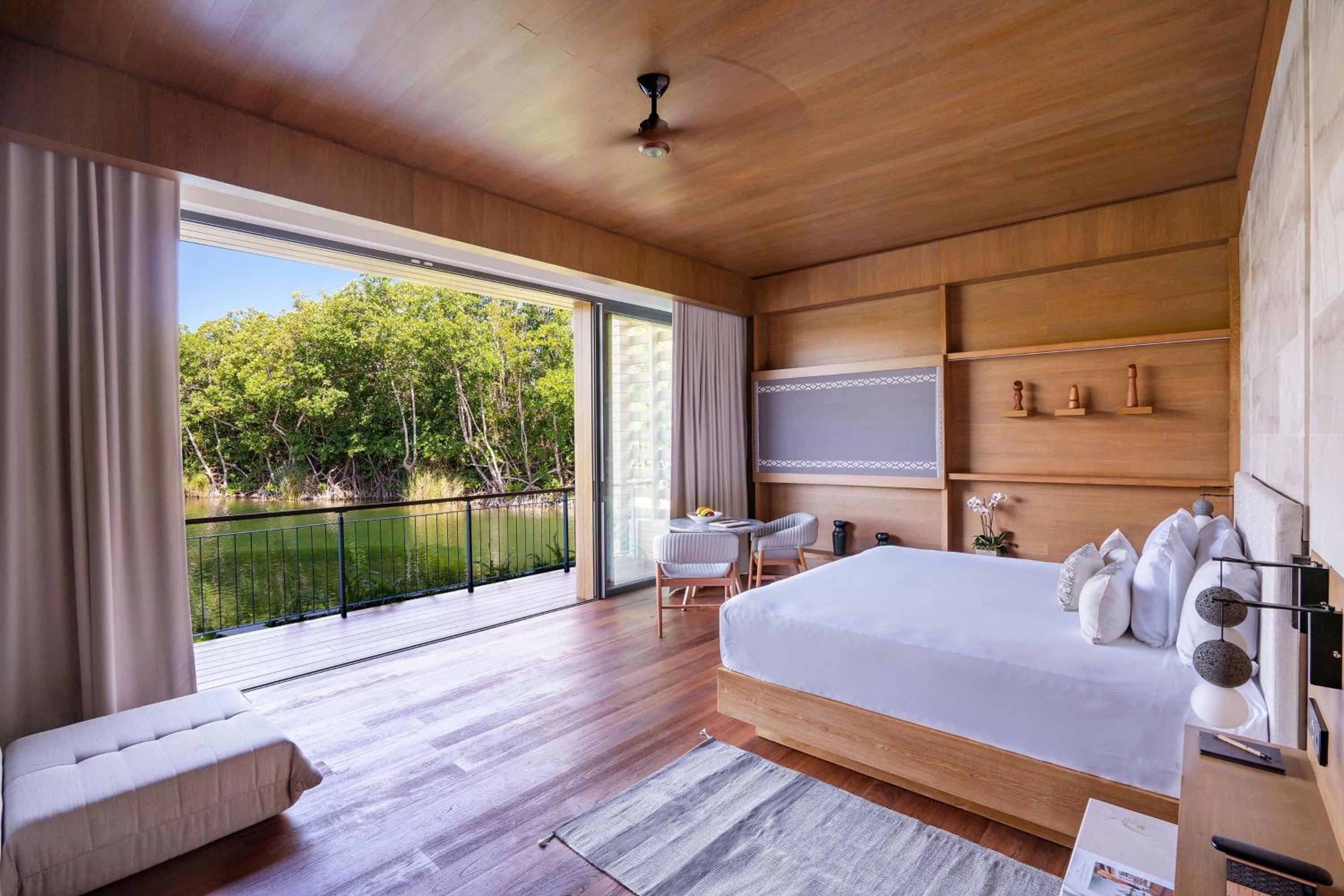 Lagoon & Sunset Rooftop Pool Villa - Photo 6