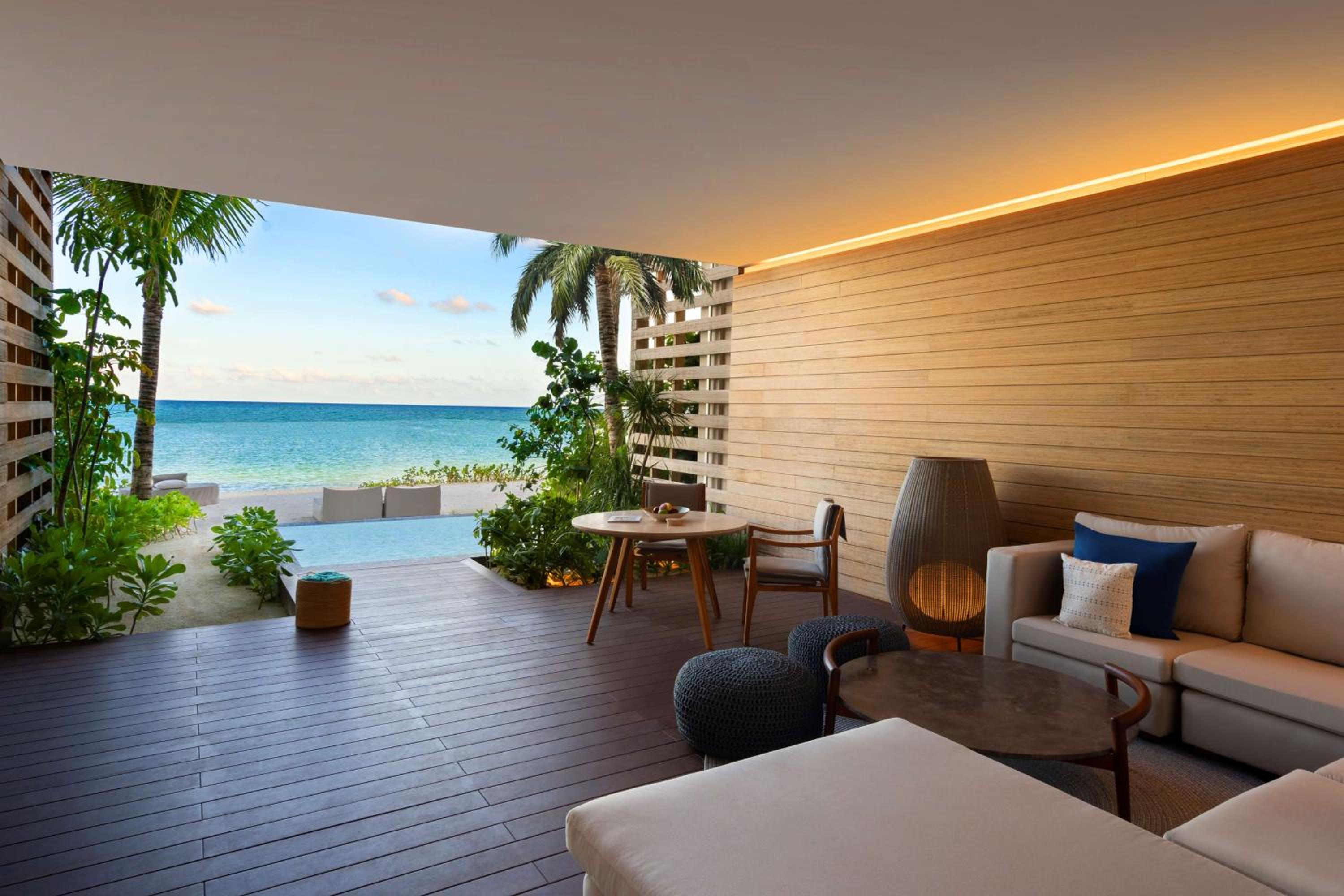 Beachfront Terrace Pool Suite - Photo 2