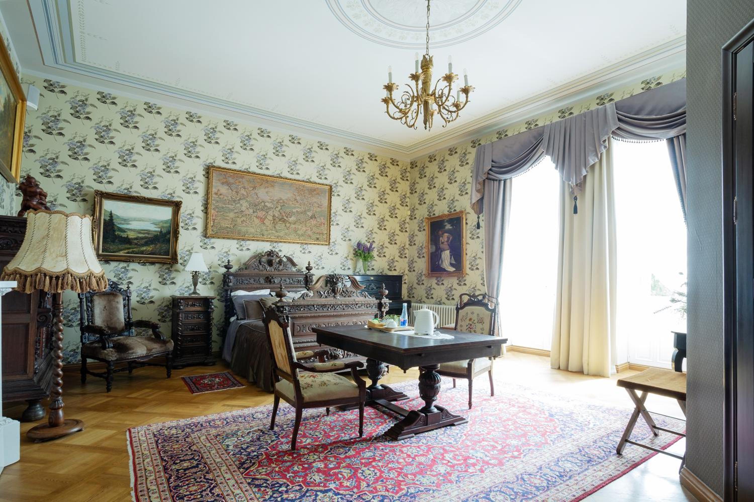 Deluxe Double Room with Balcony photo 1